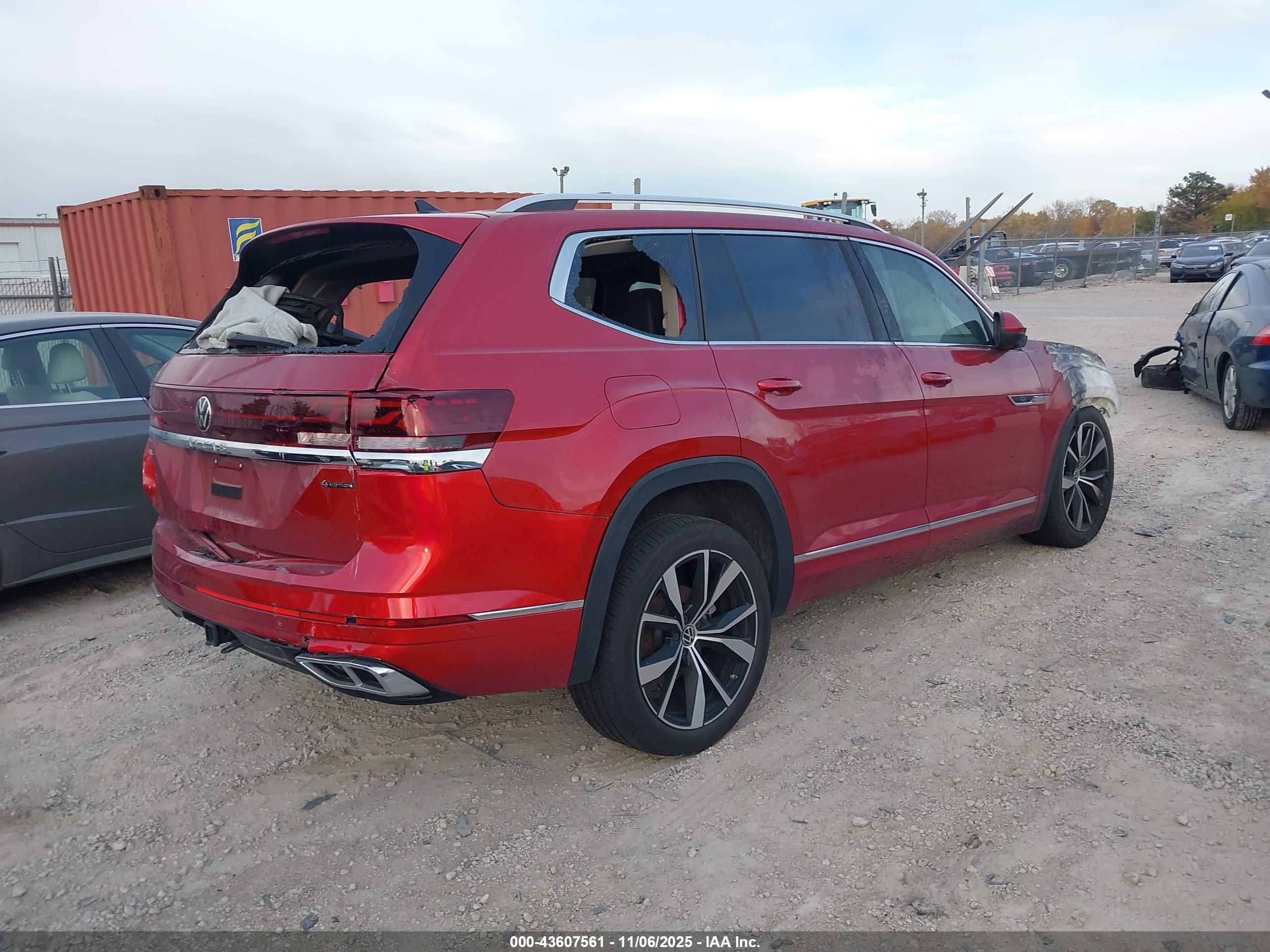 VOLKSWAGEN ATLAS image 4