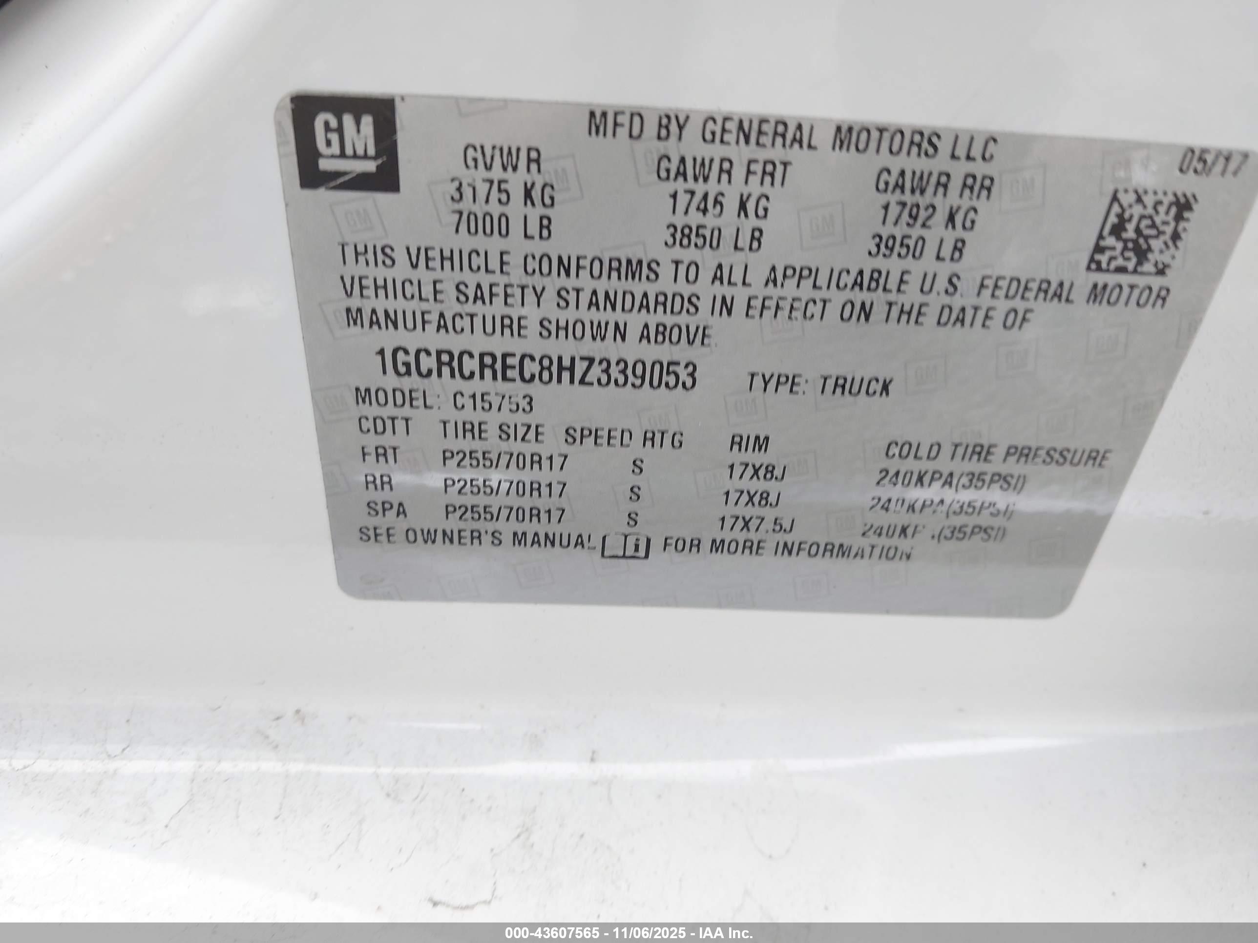 CHEVROLET SILVERADO image 9