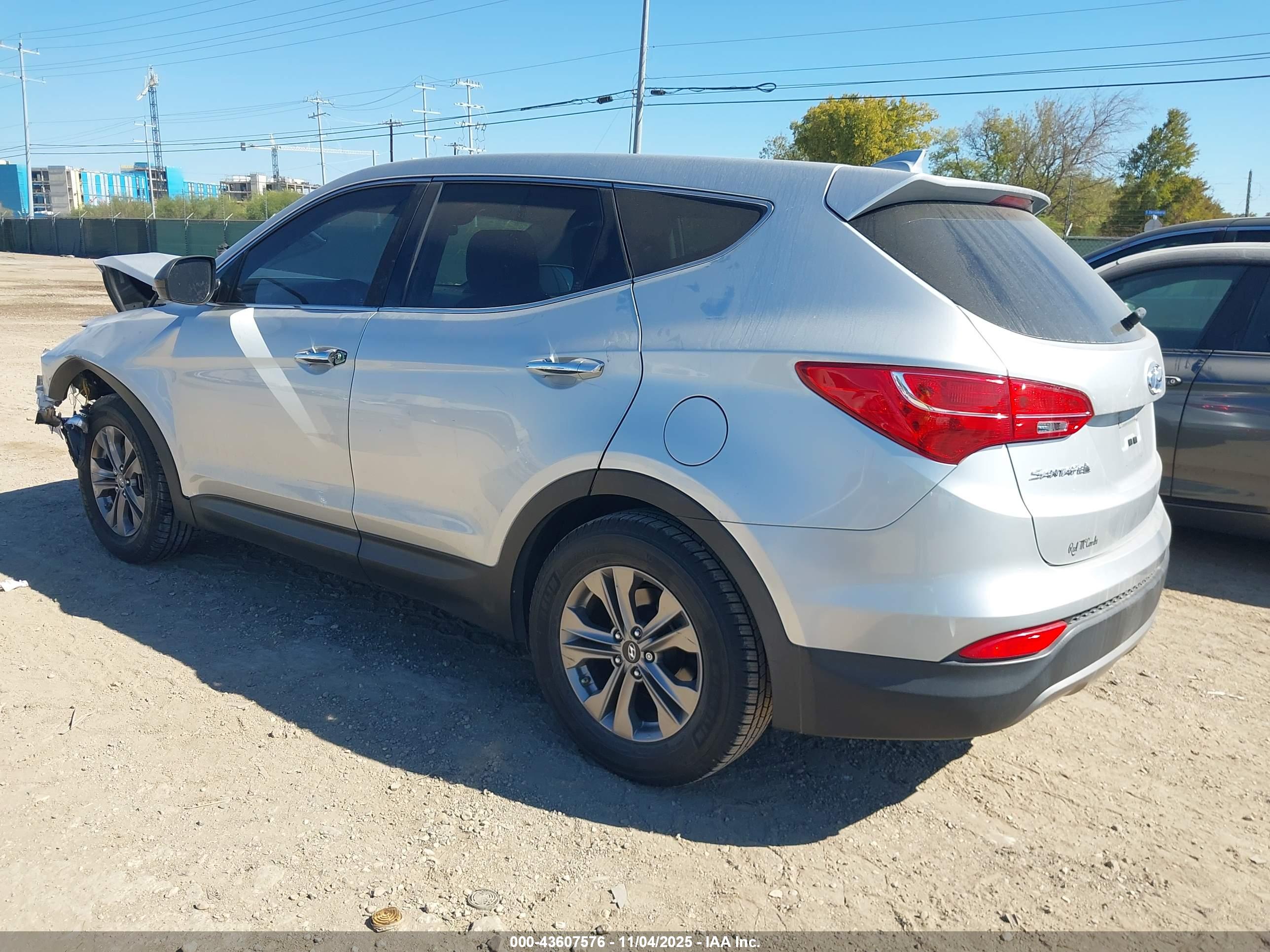 HYUNDAI SANTA image 3