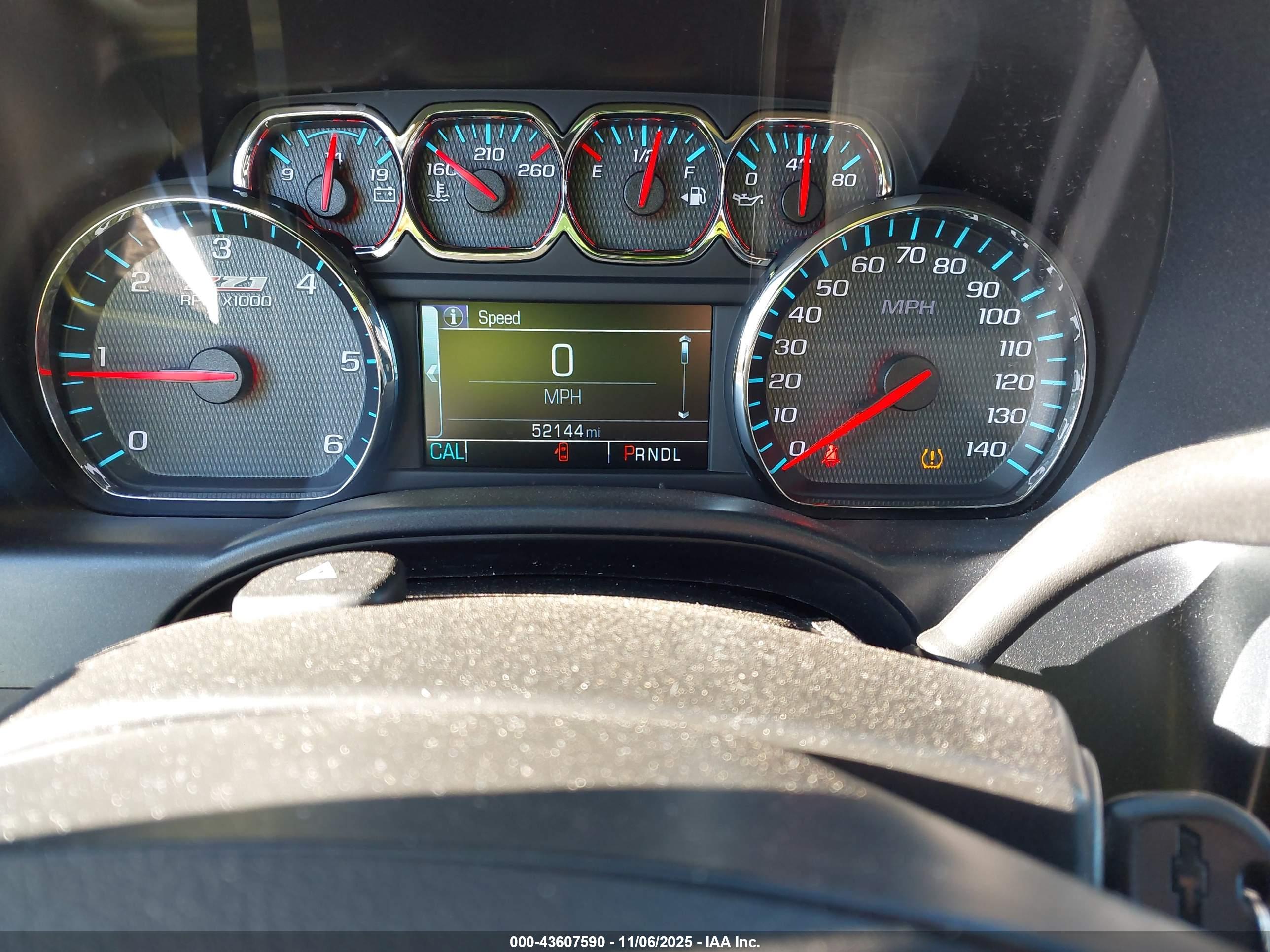 CHEVROLET SILVERADO image 7