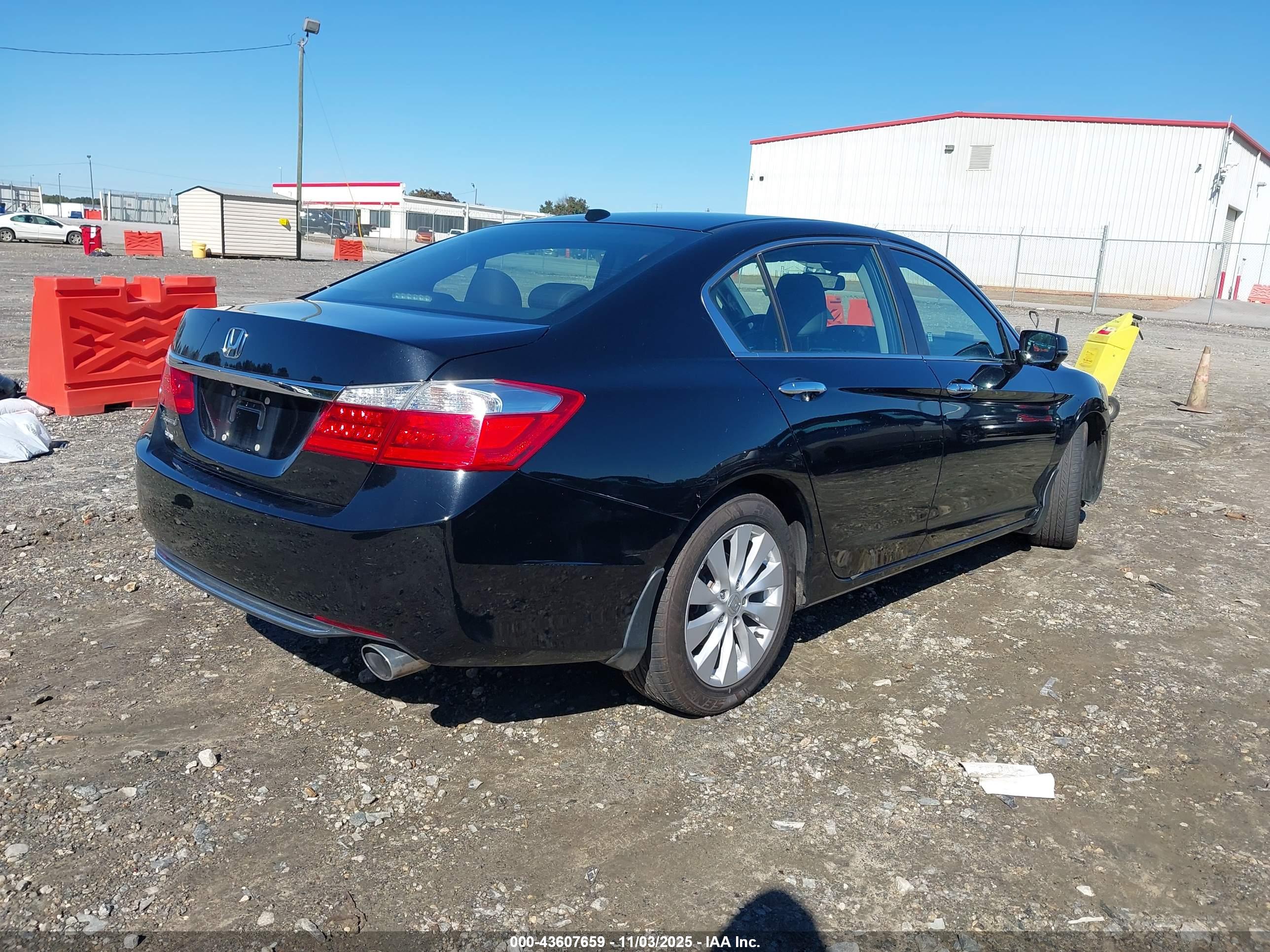HONDA ACCORD image 4