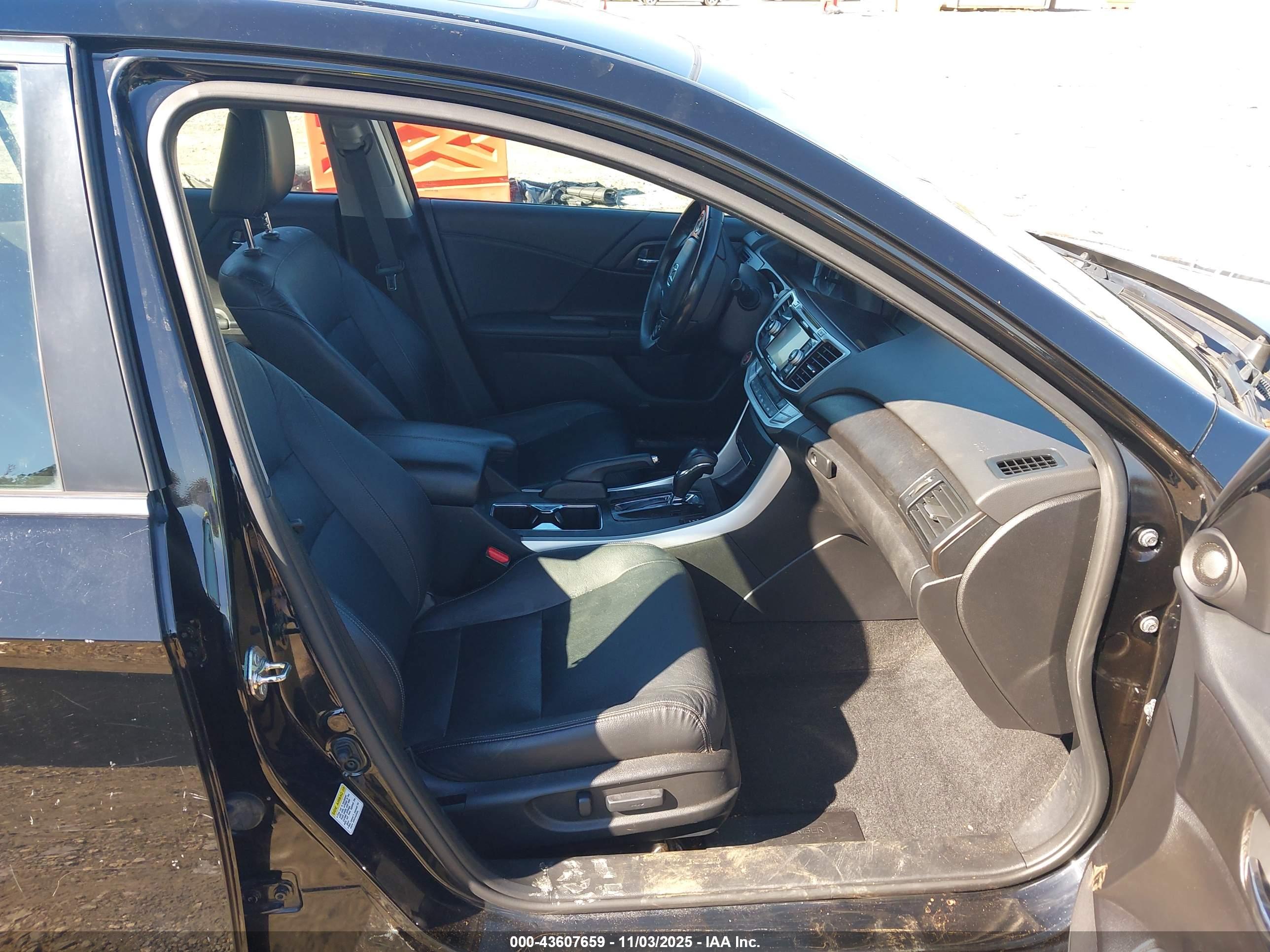 HONDA ACCORD image 5
