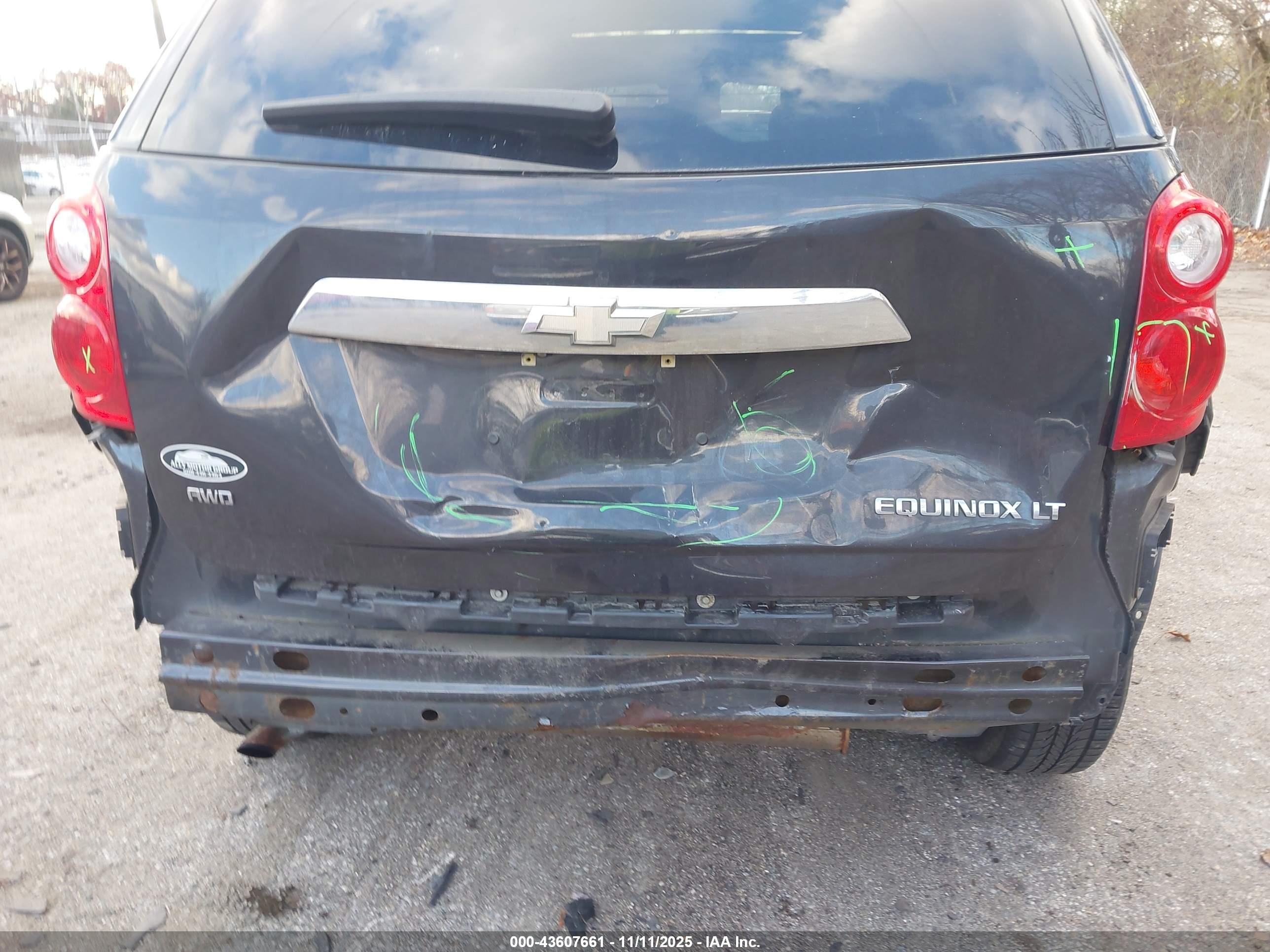 CHEVROLET EQUINOX image 6