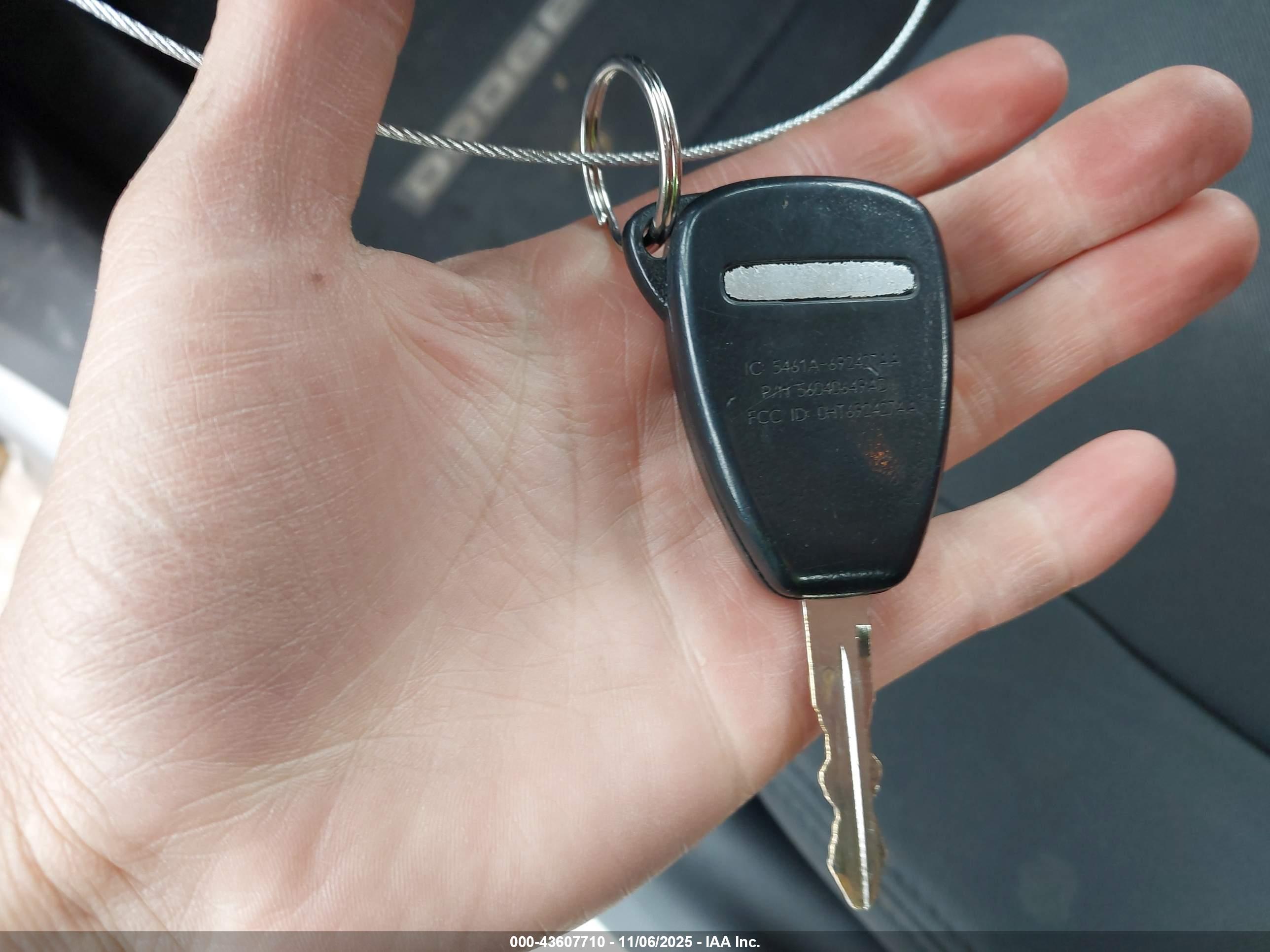 DODGE CALIBER image 11