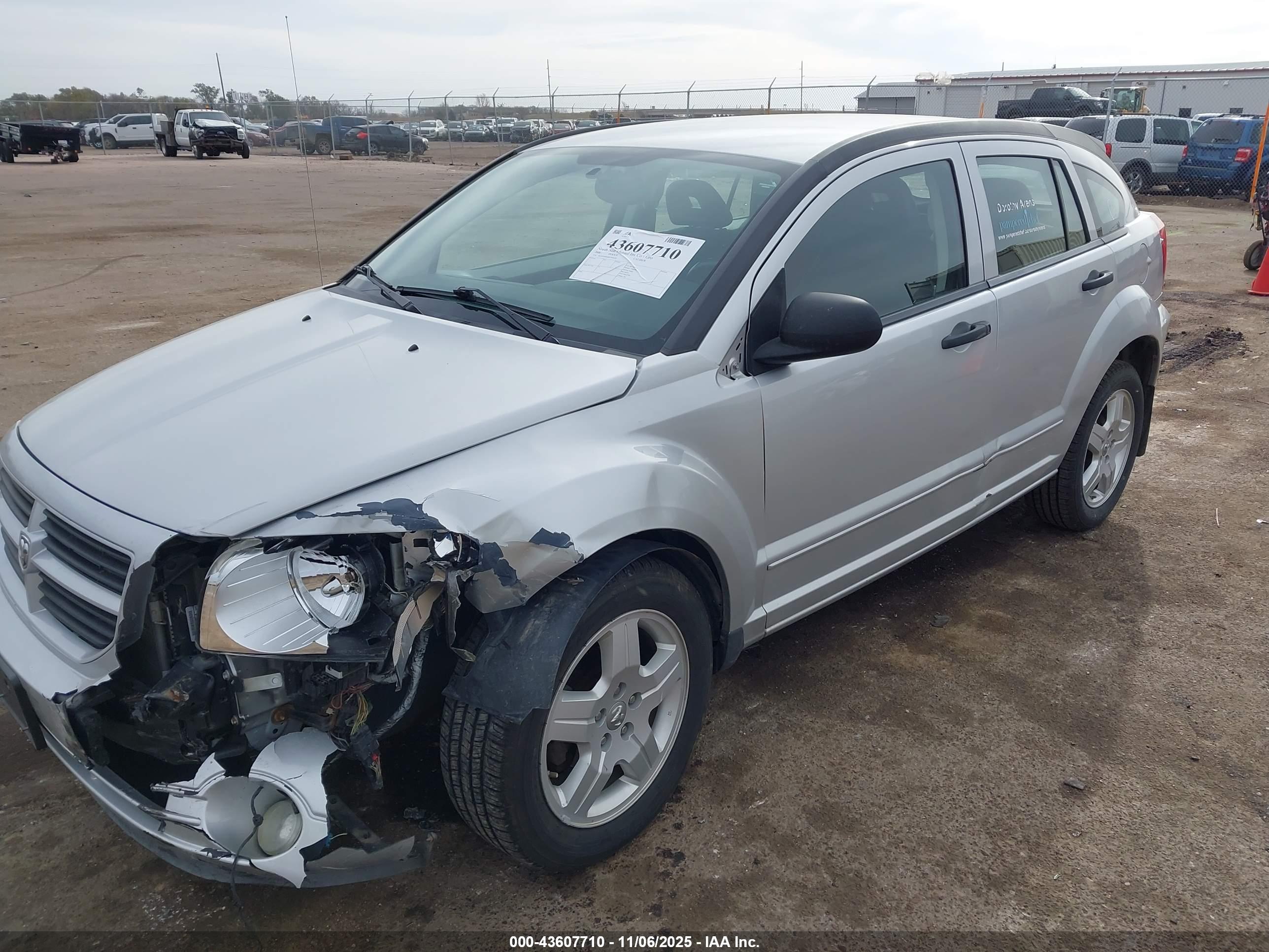 DODGE CALIBER image 2
