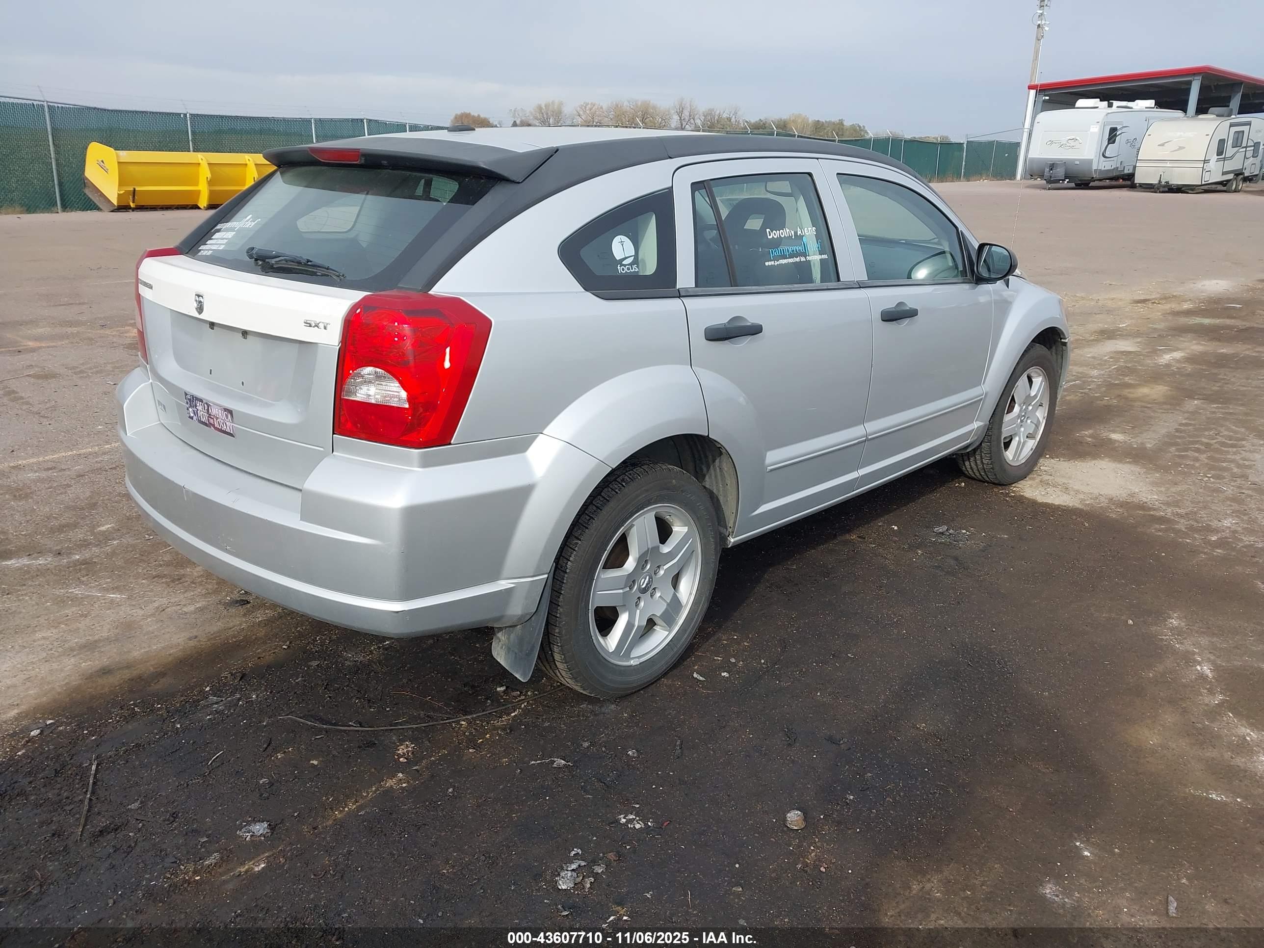 DODGE CALIBER image 4