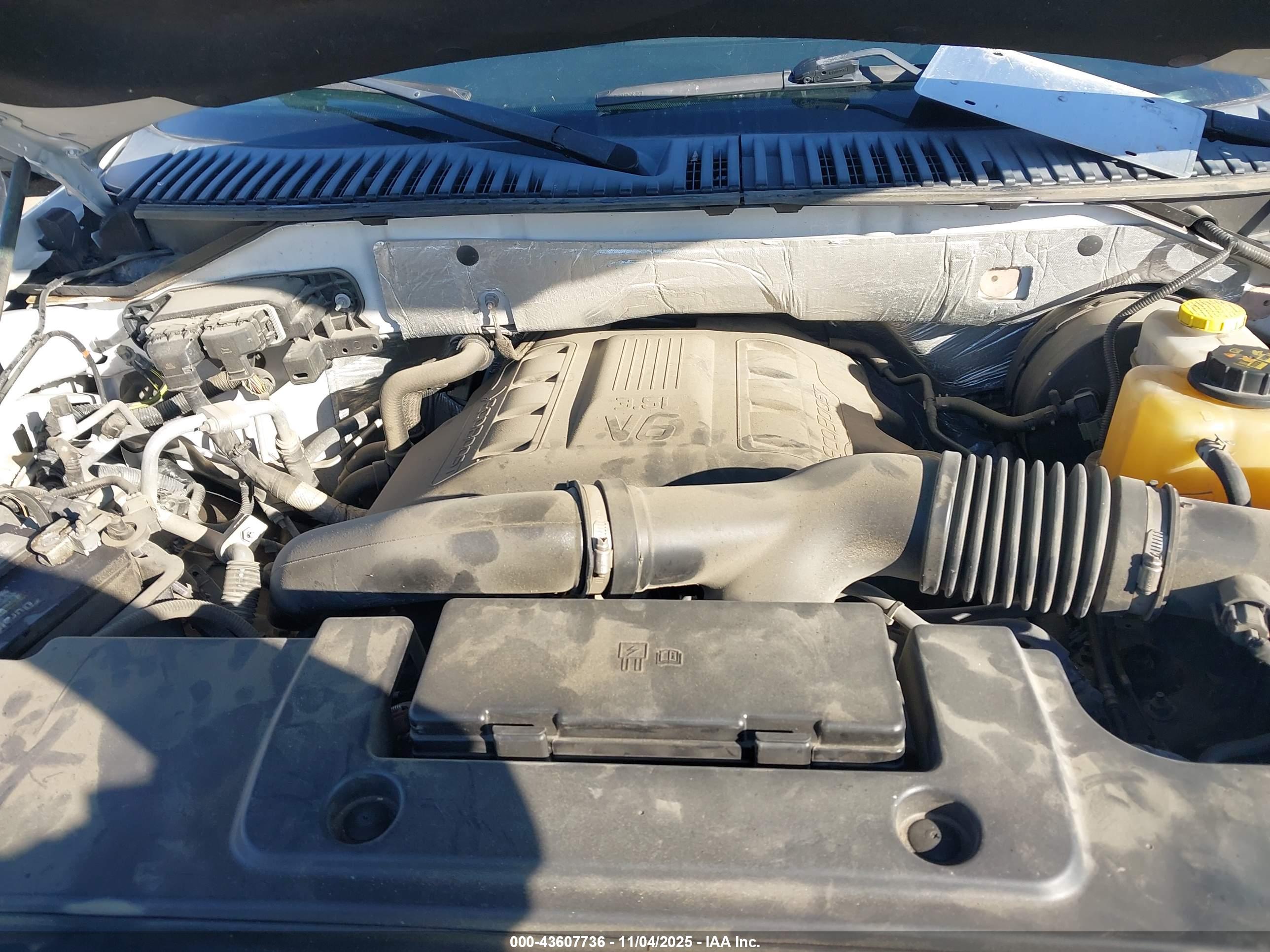 FORD EXPEDITION image 10