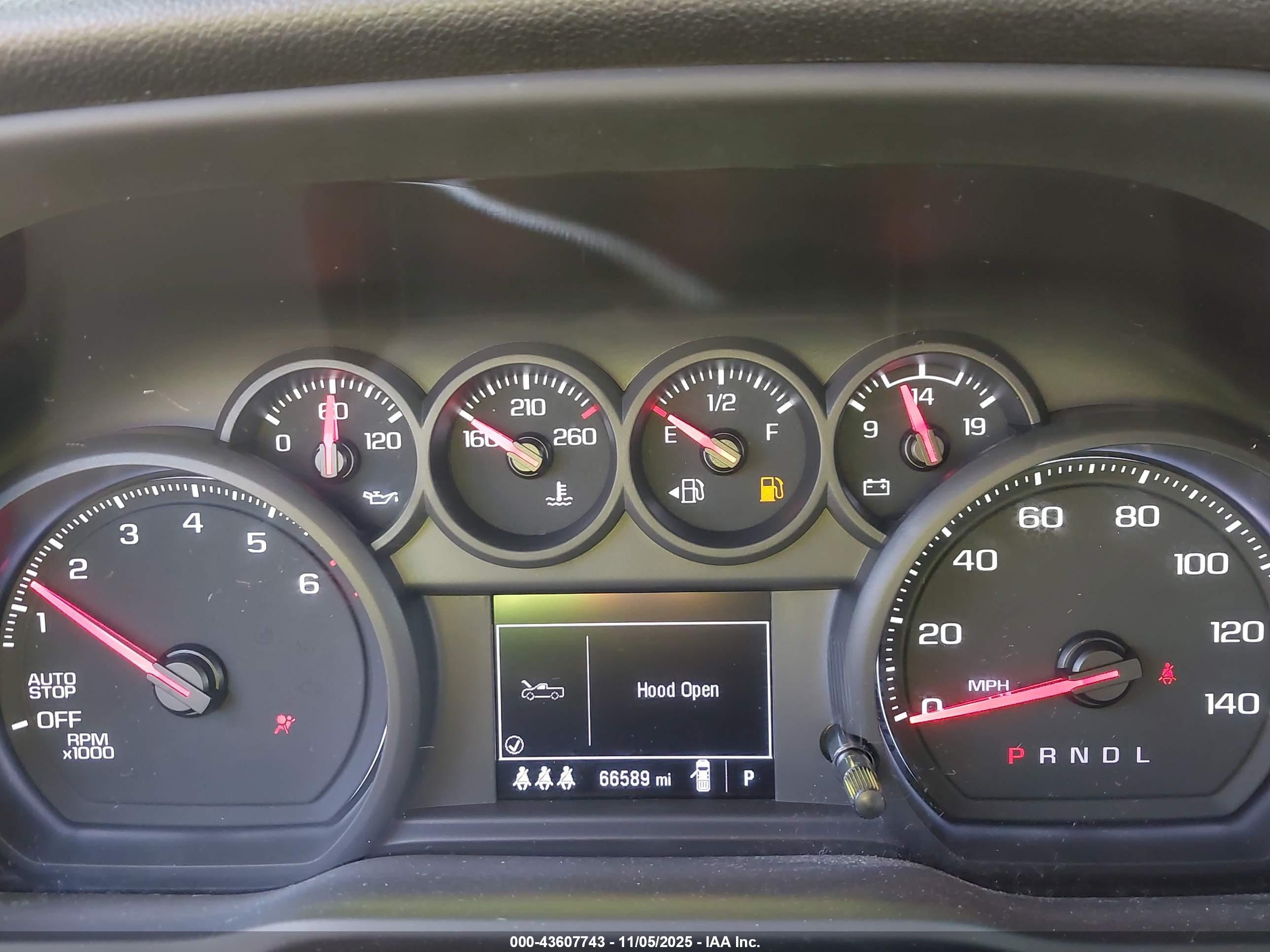 CHEVROLET SILVERADO image 7