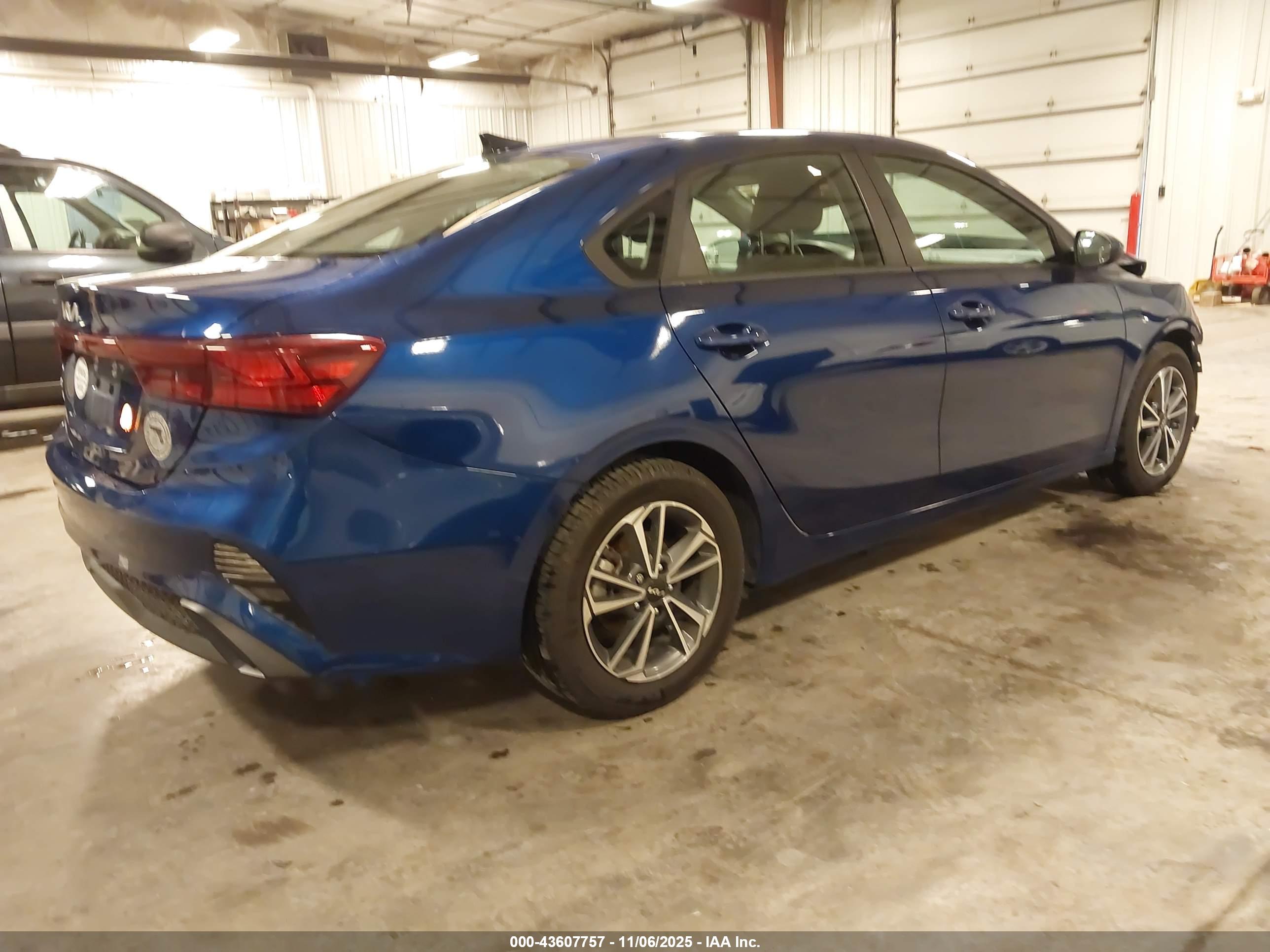 KIA FORTE image 4