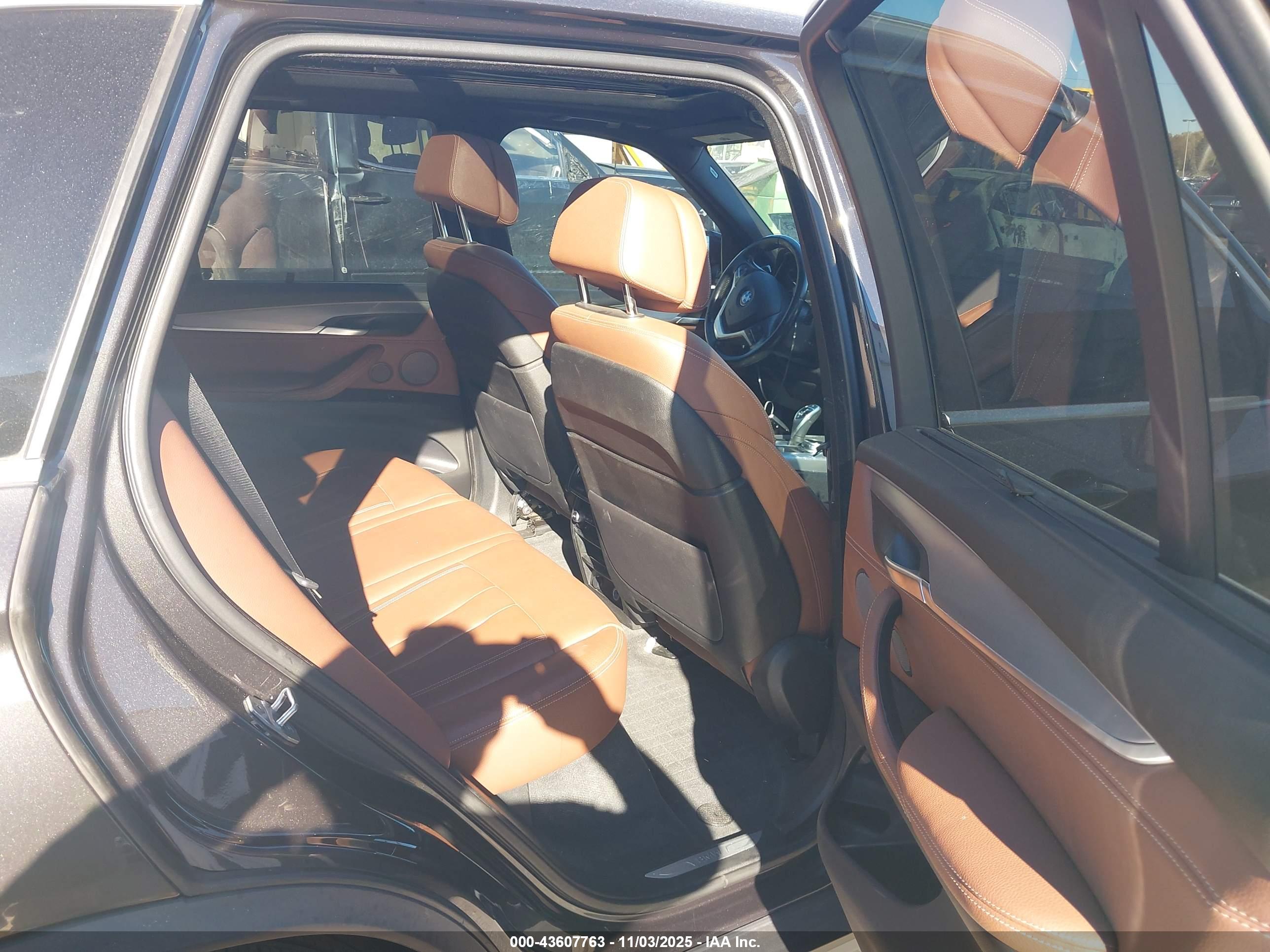 BMW X5 image 8