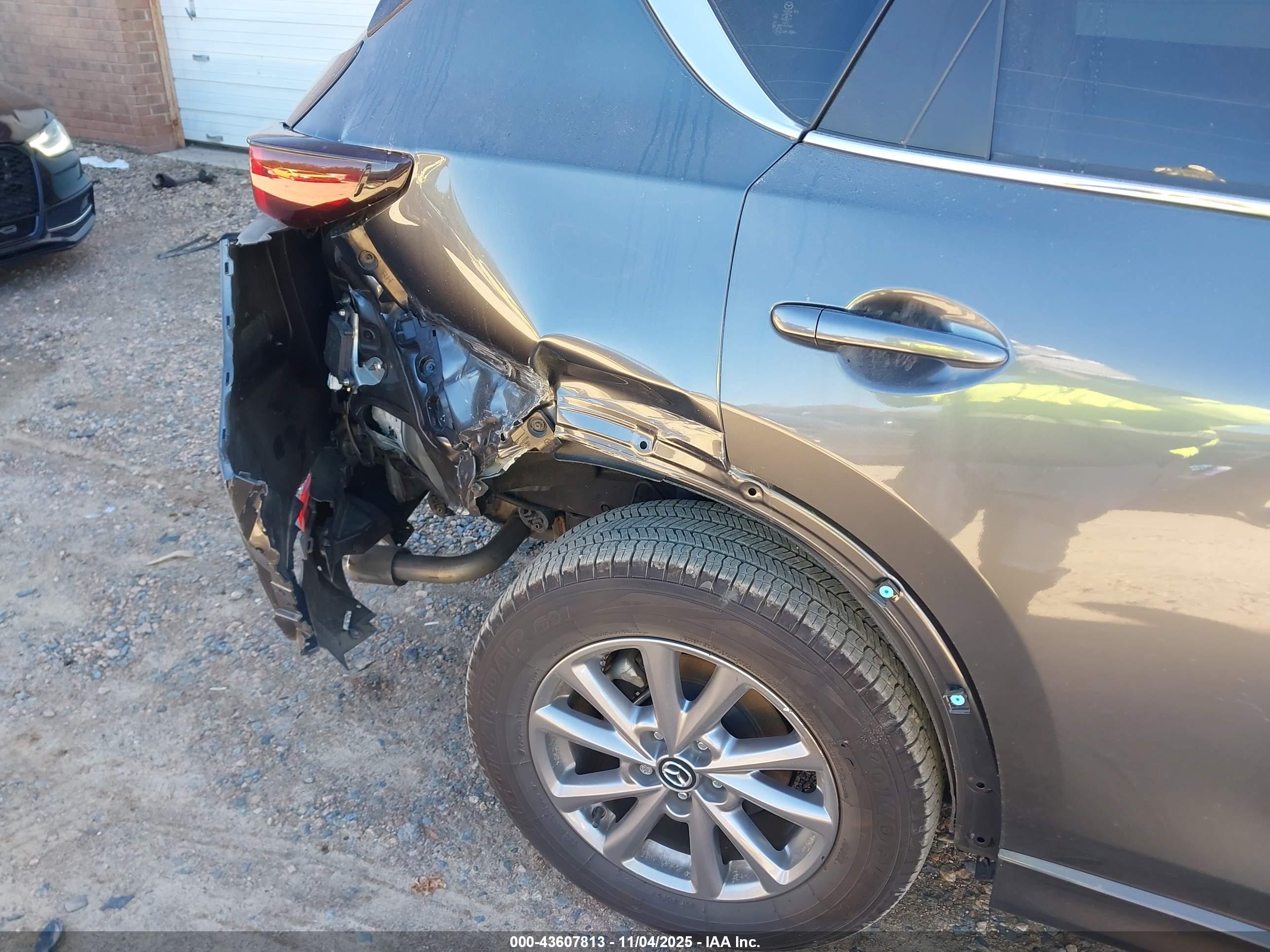 MAZDA CX-5 image 6