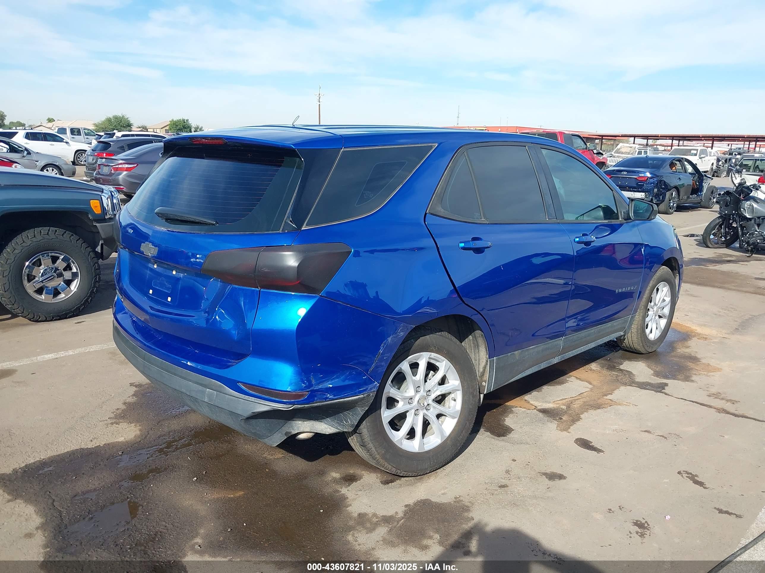 CHEVROLET EQUINOX image 4
