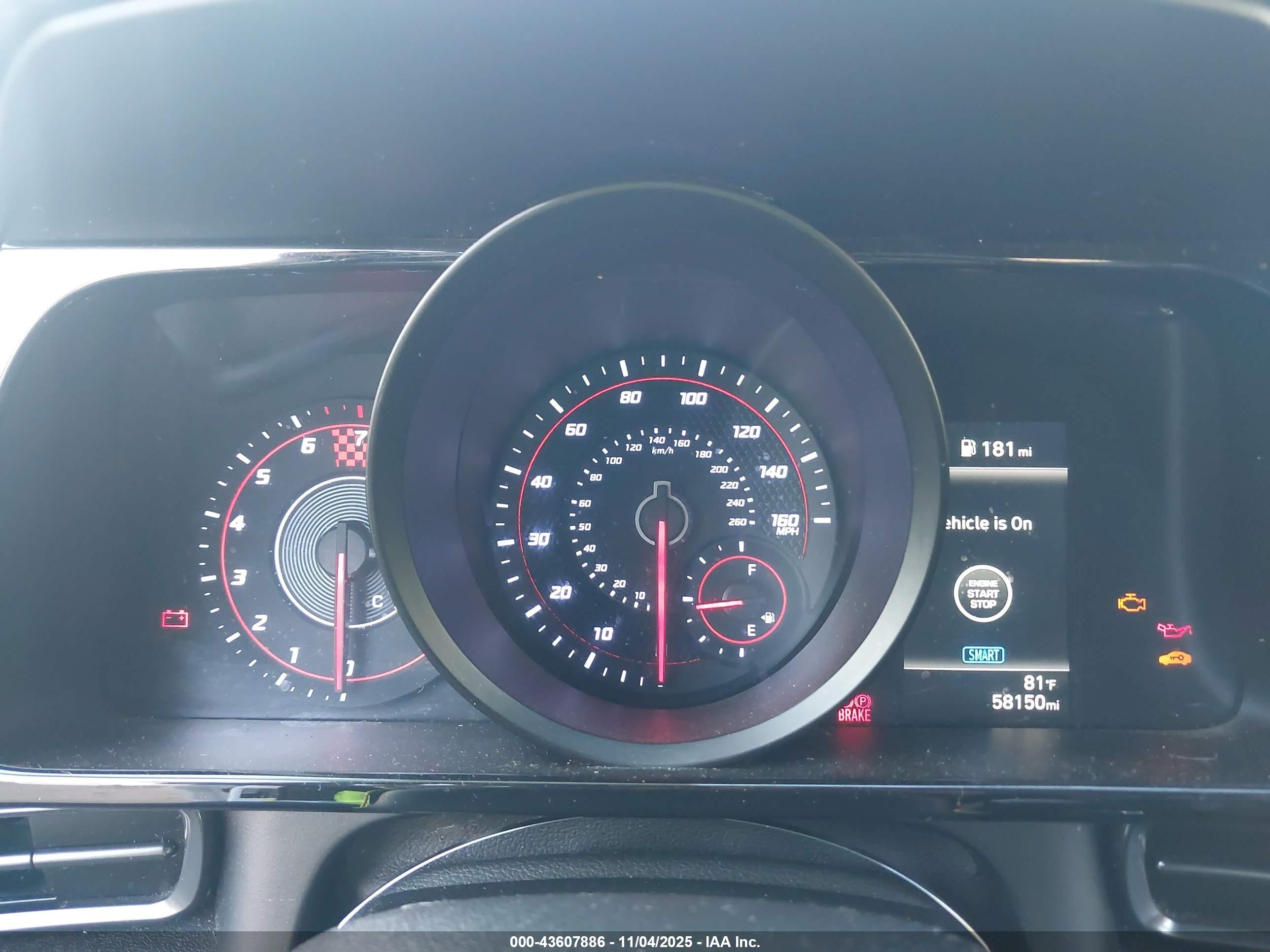 HYUNDAI ELANTRA image 7