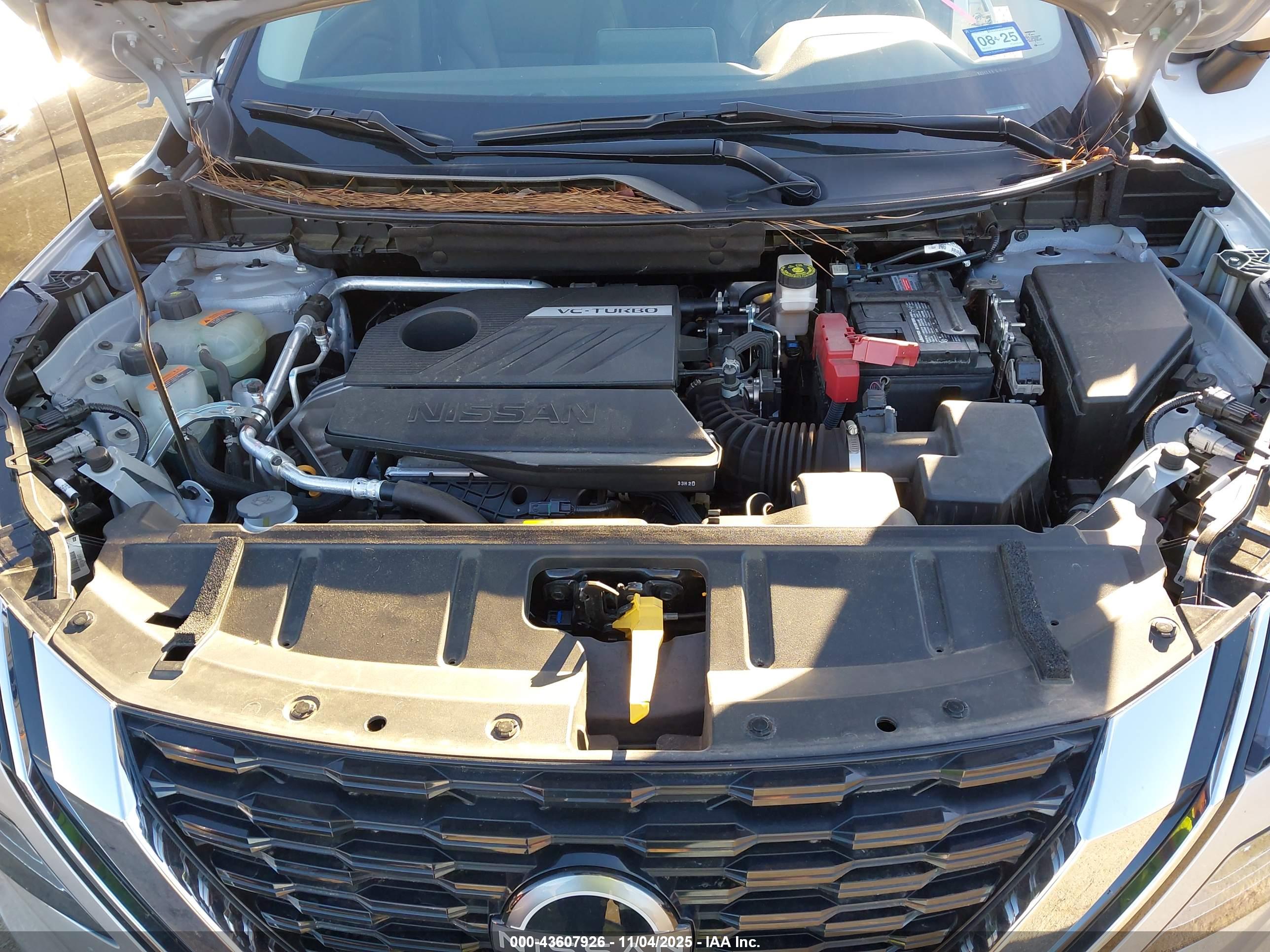 NISSAN ROGUE image 10