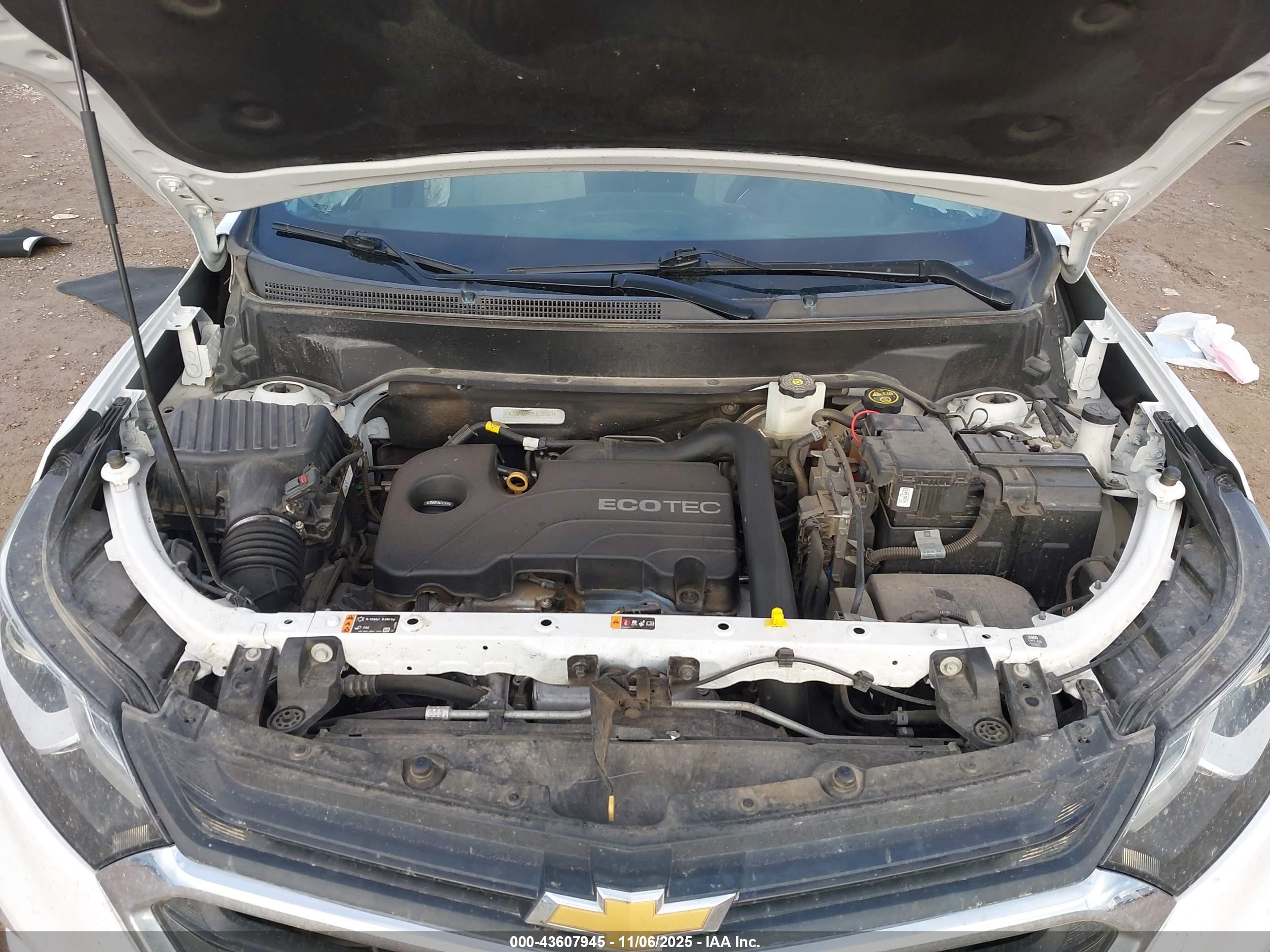 CHEVROLET EQUINOX image 10