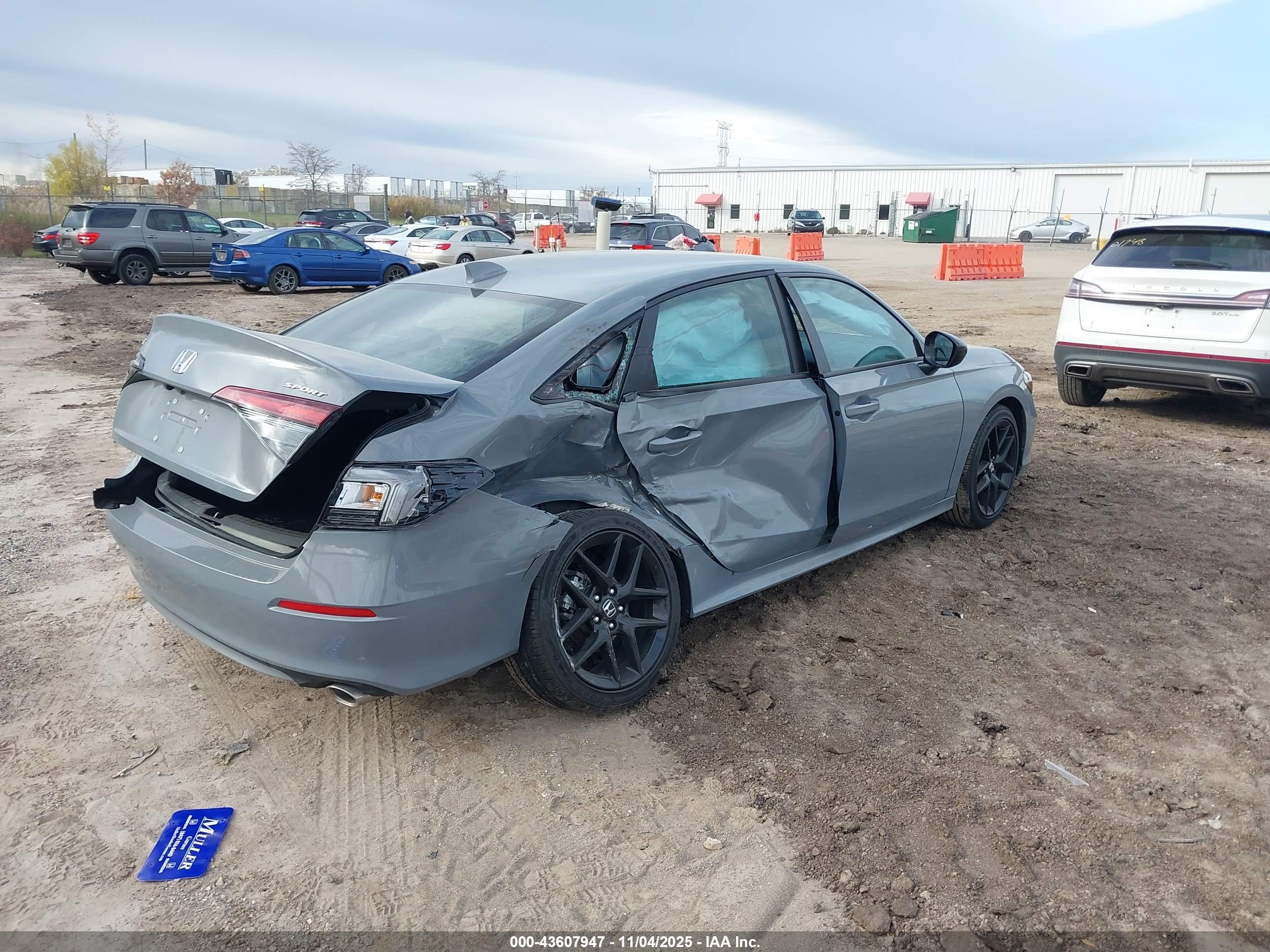HONDA CIVIC image 4