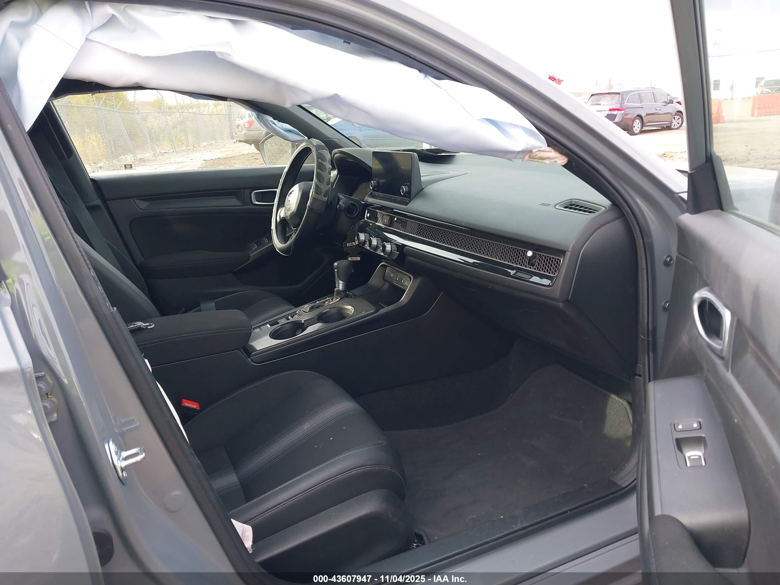HONDA CIVIC image 5