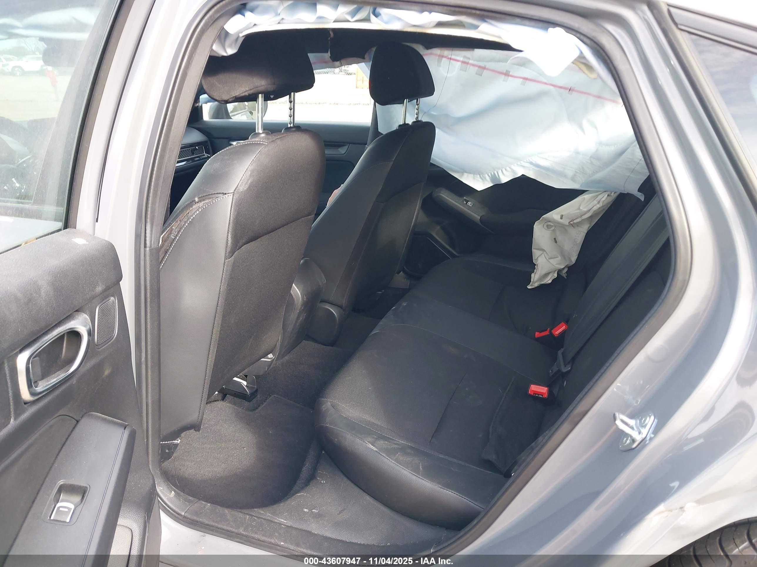 HONDA CIVIC image 8