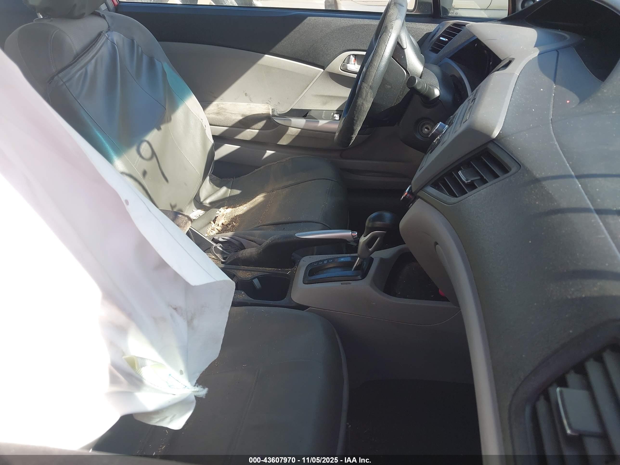 HONDA CIVIC image 5