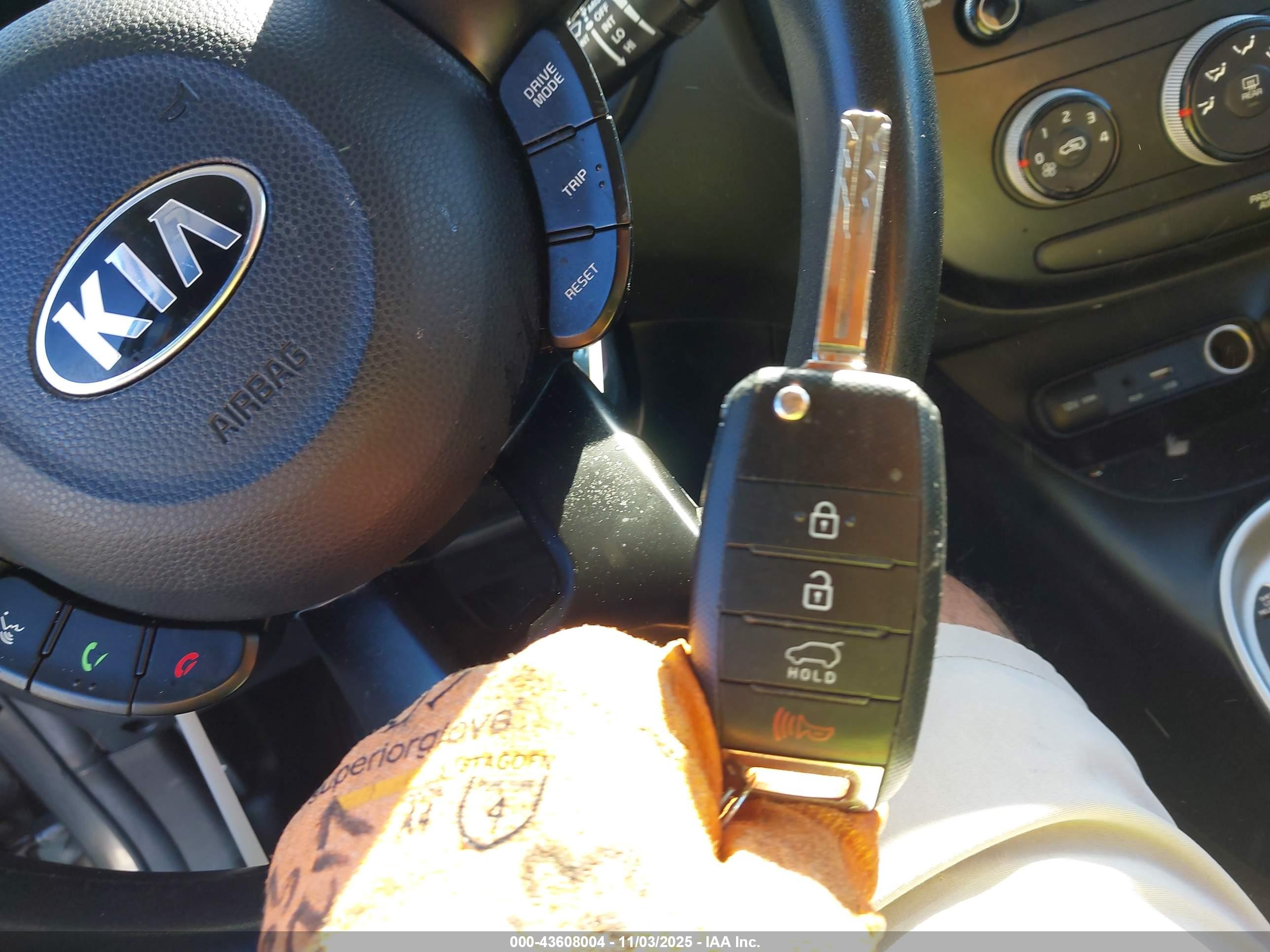 KIA SOUL image 11