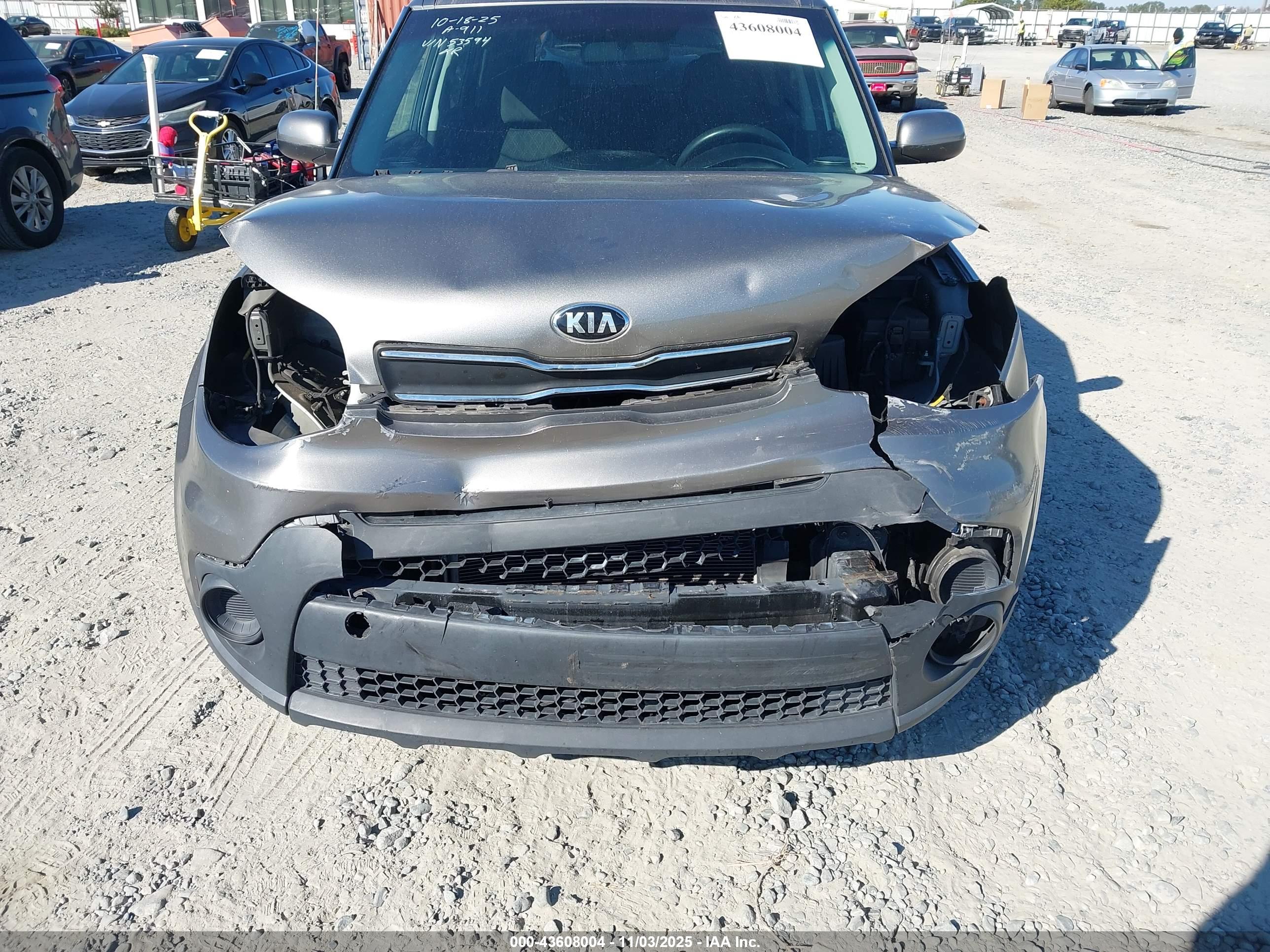 KIA SOUL image 6