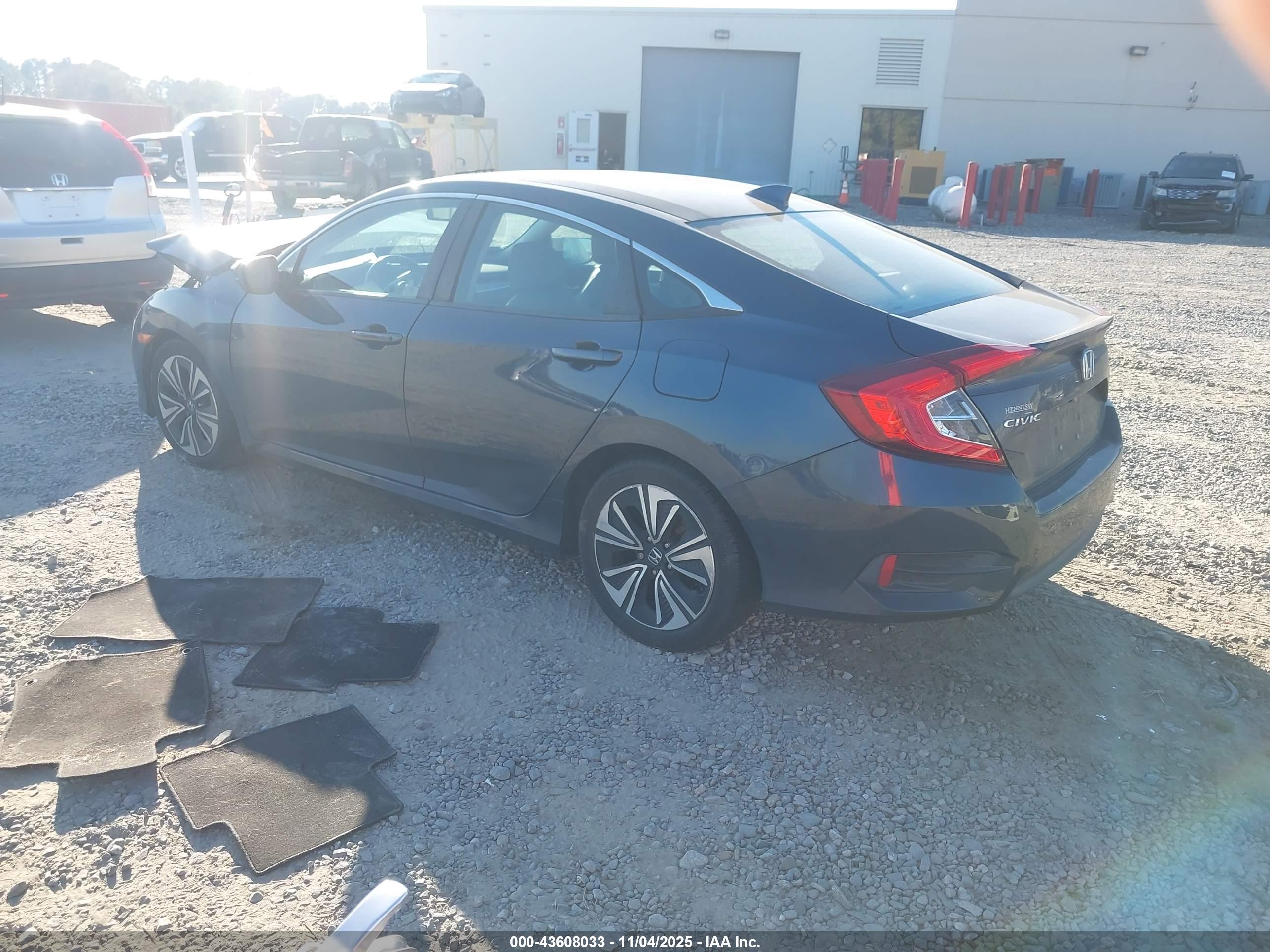 HONDA CIVIC image 3