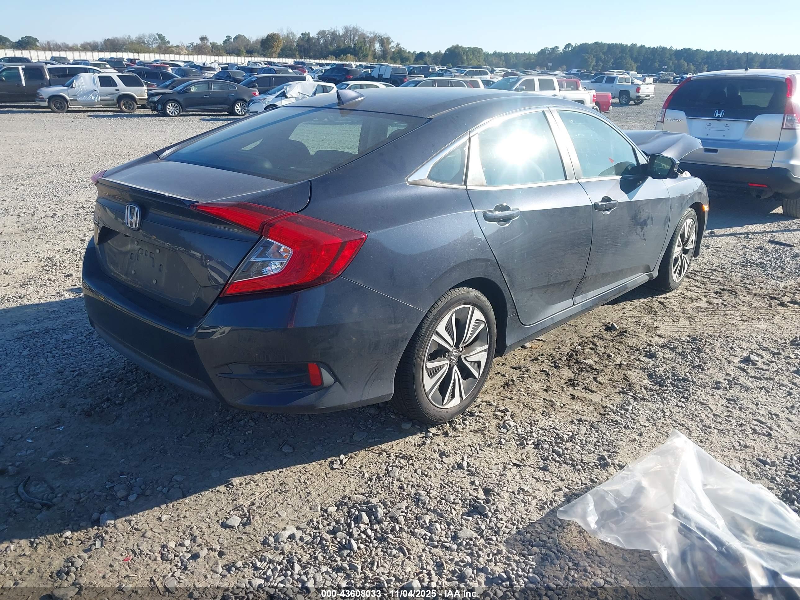 HONDA CIVIC image 4