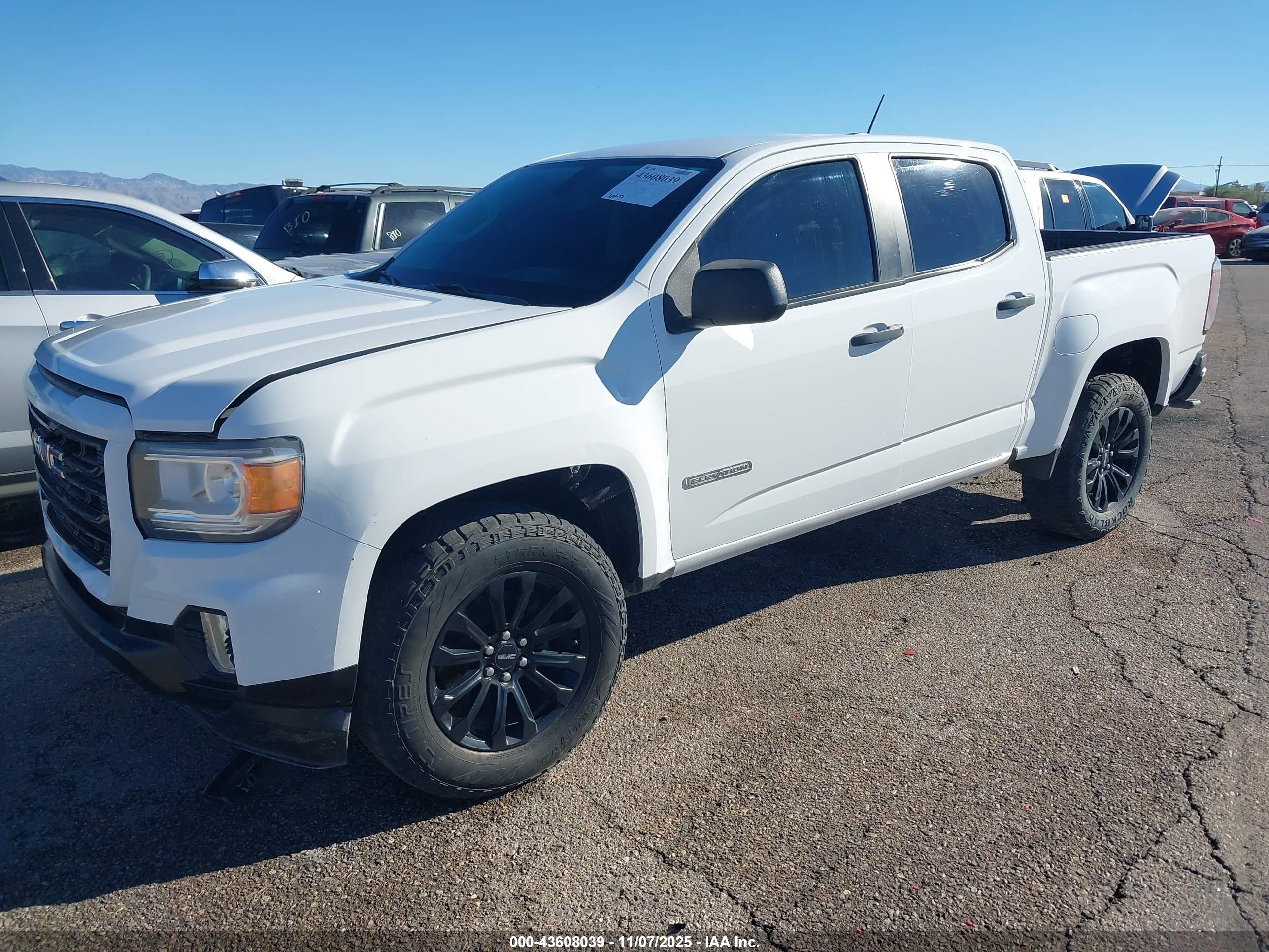 GMC CANYON image 2