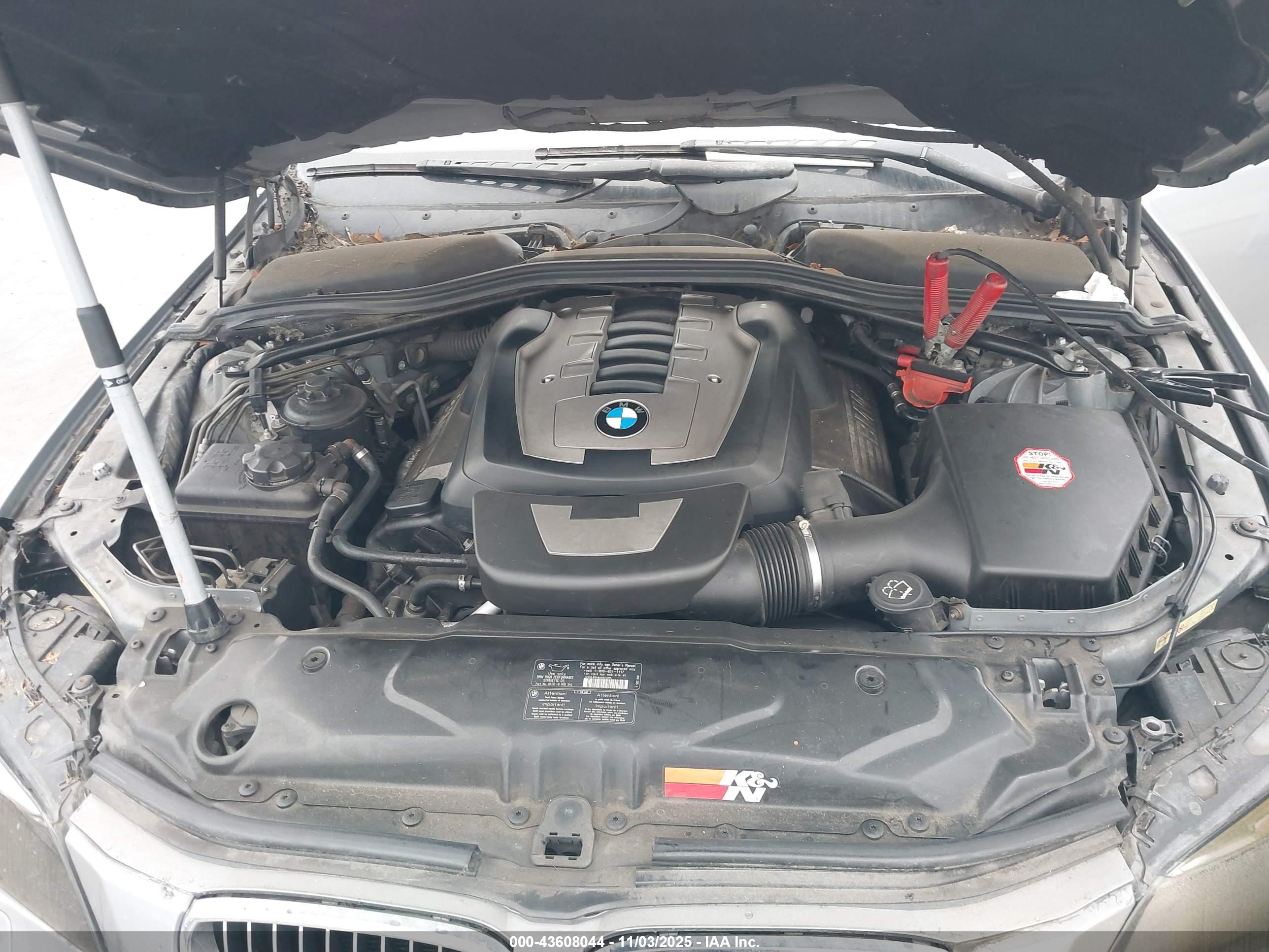BMW 550I image 10