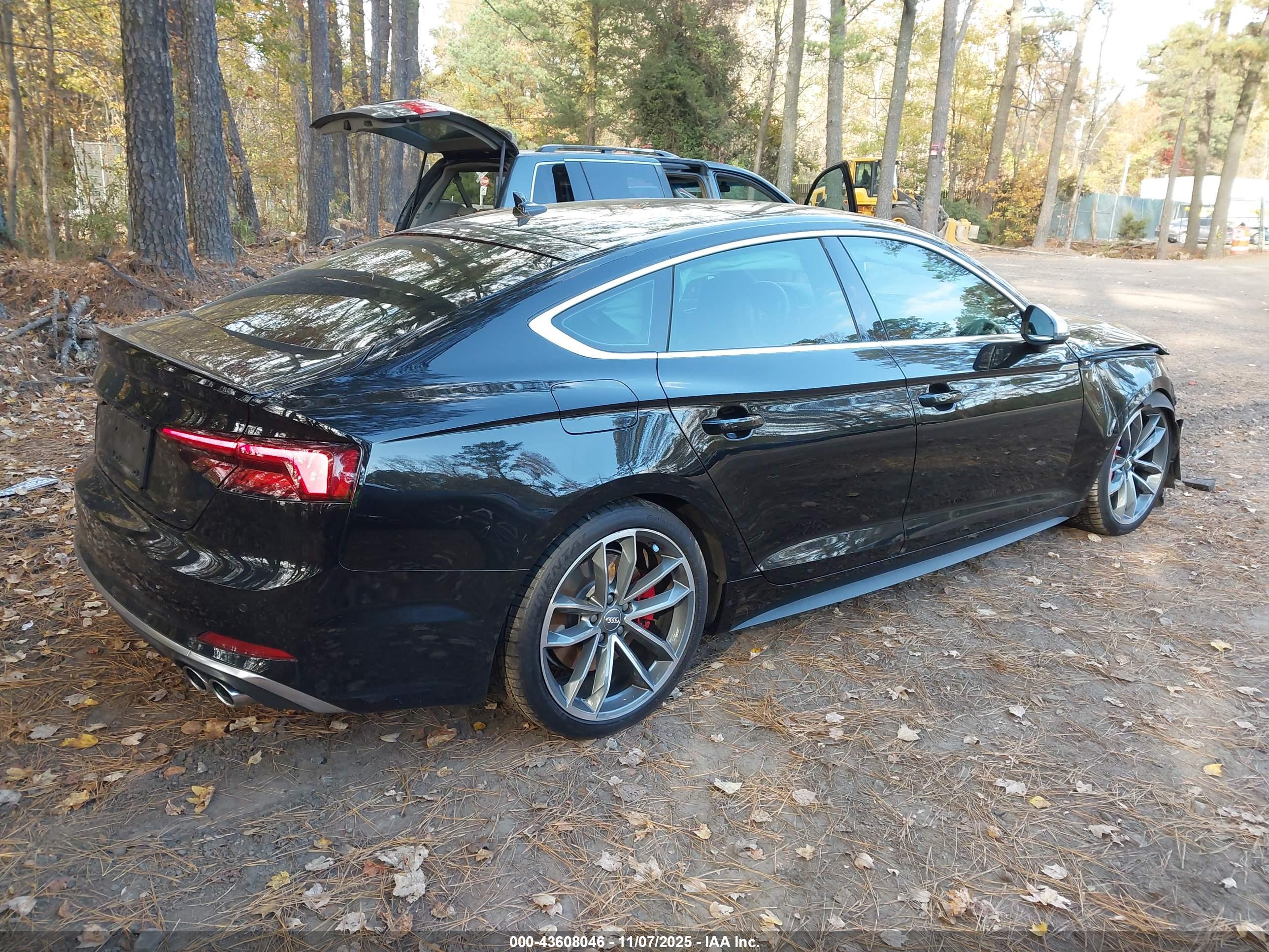 AUDI S5 image 4