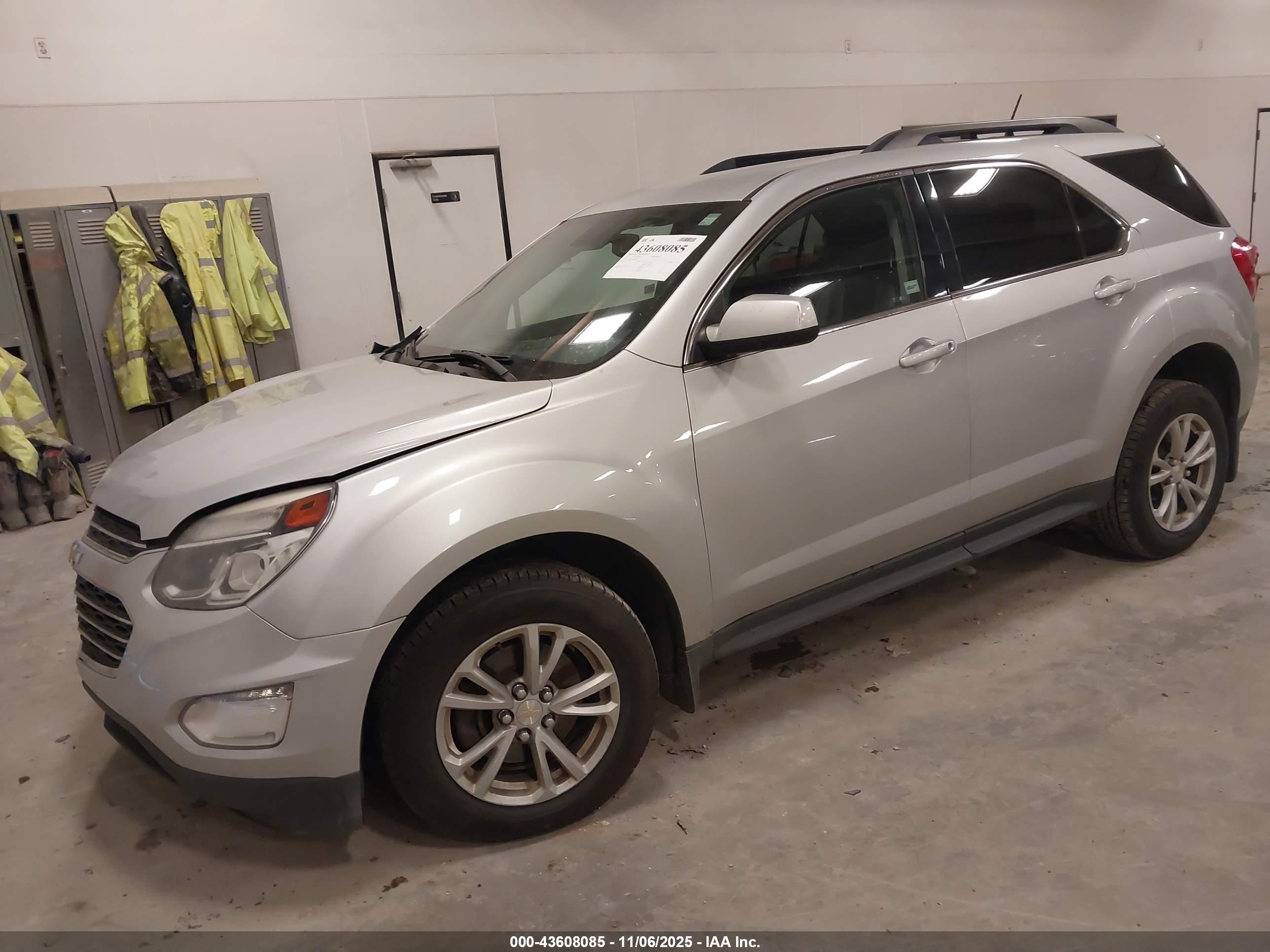 CHEVROLET EQUINOX image 2