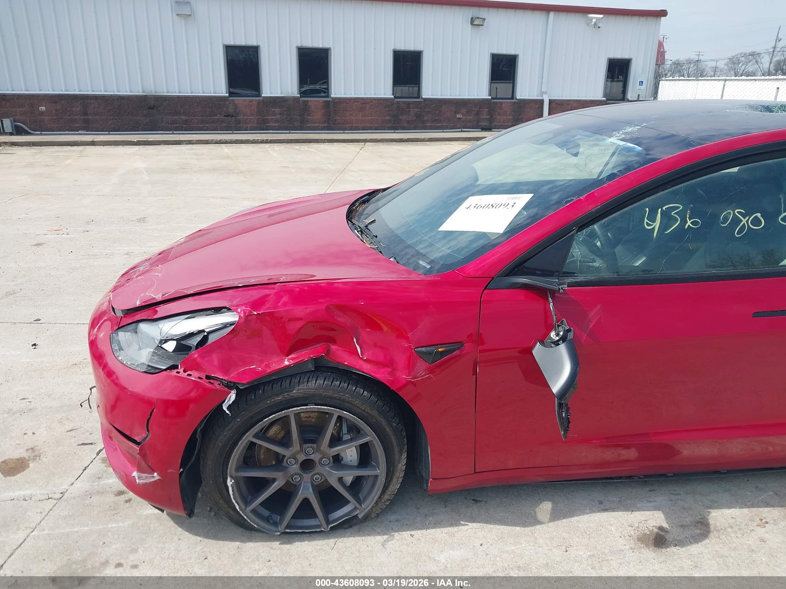 TESLA MODEL image 6