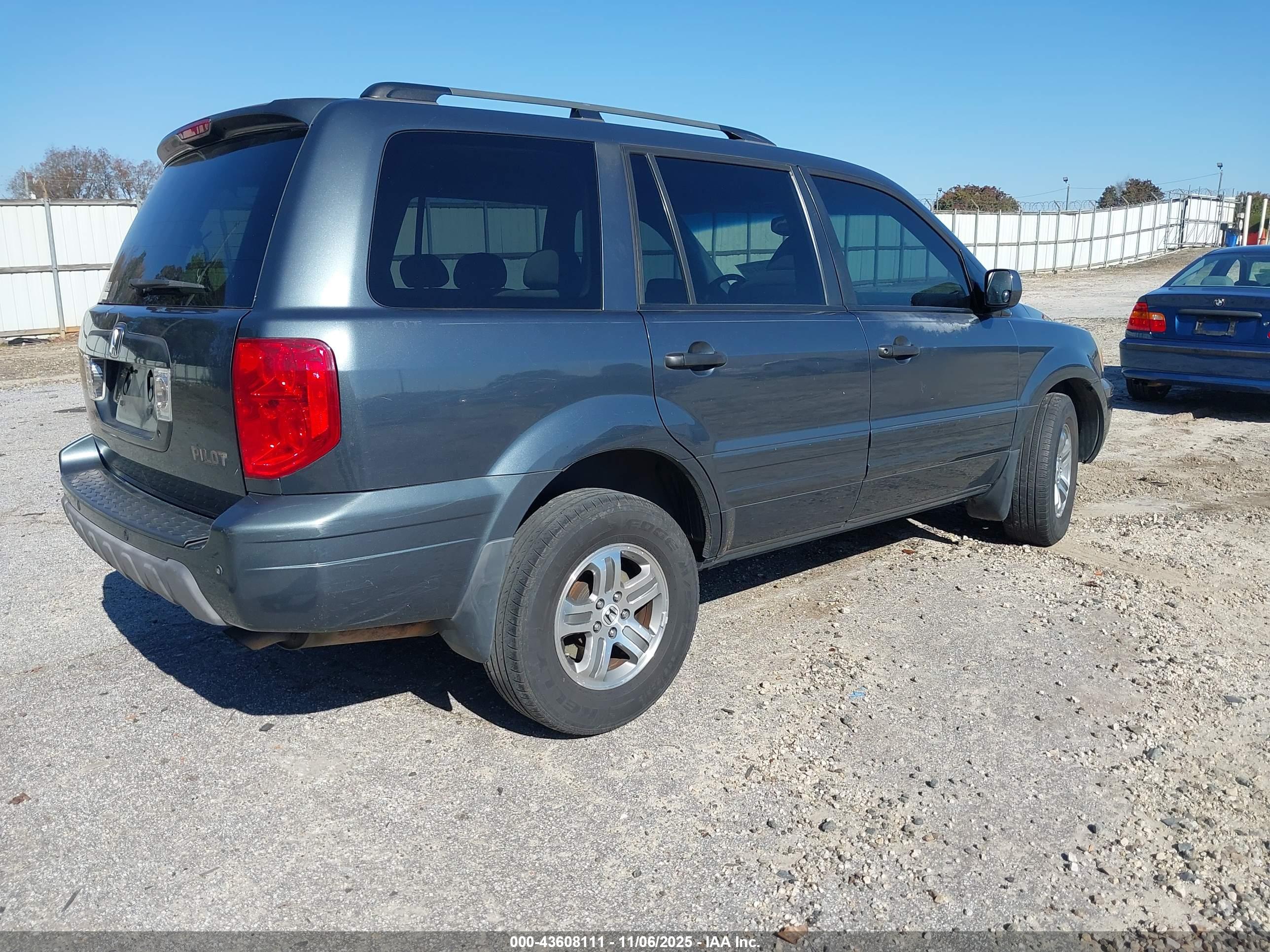 HONDA PILOT image 4