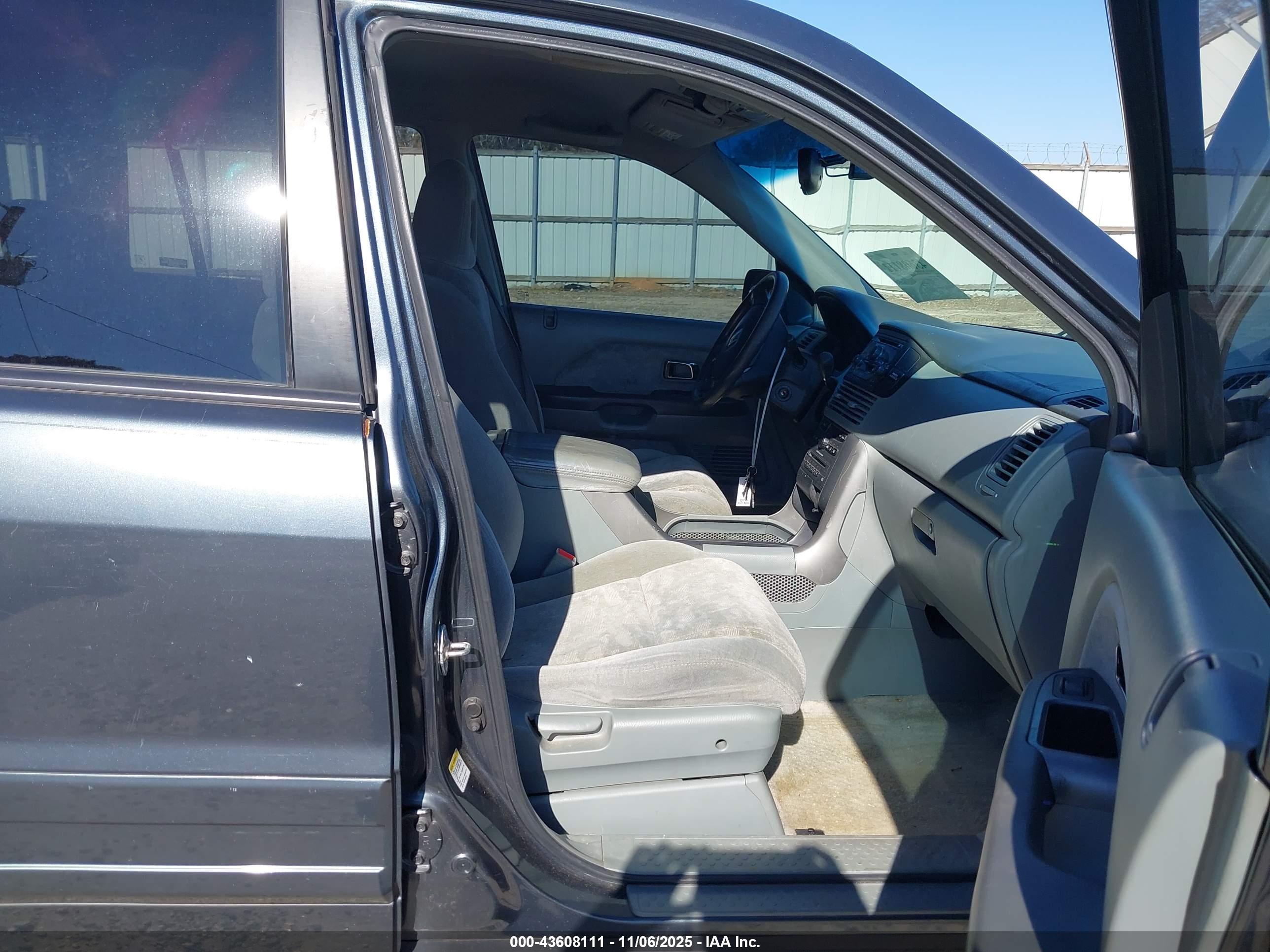 HONDA PILOT image 5