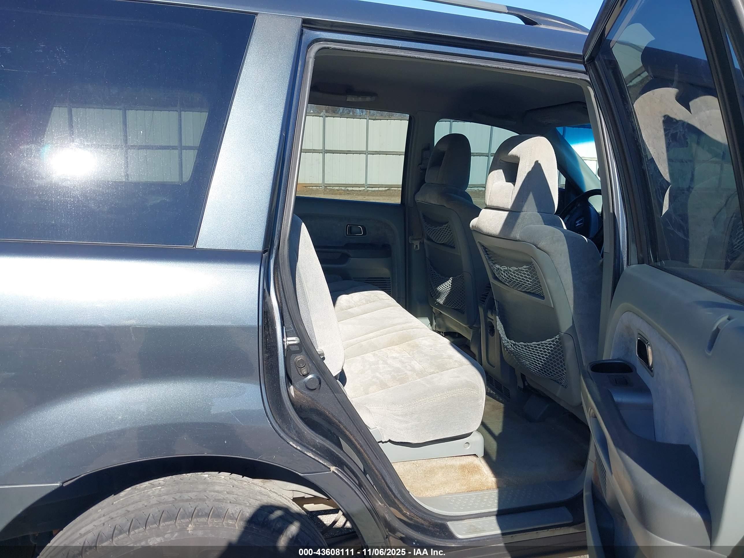 HONDA PILOT image 8