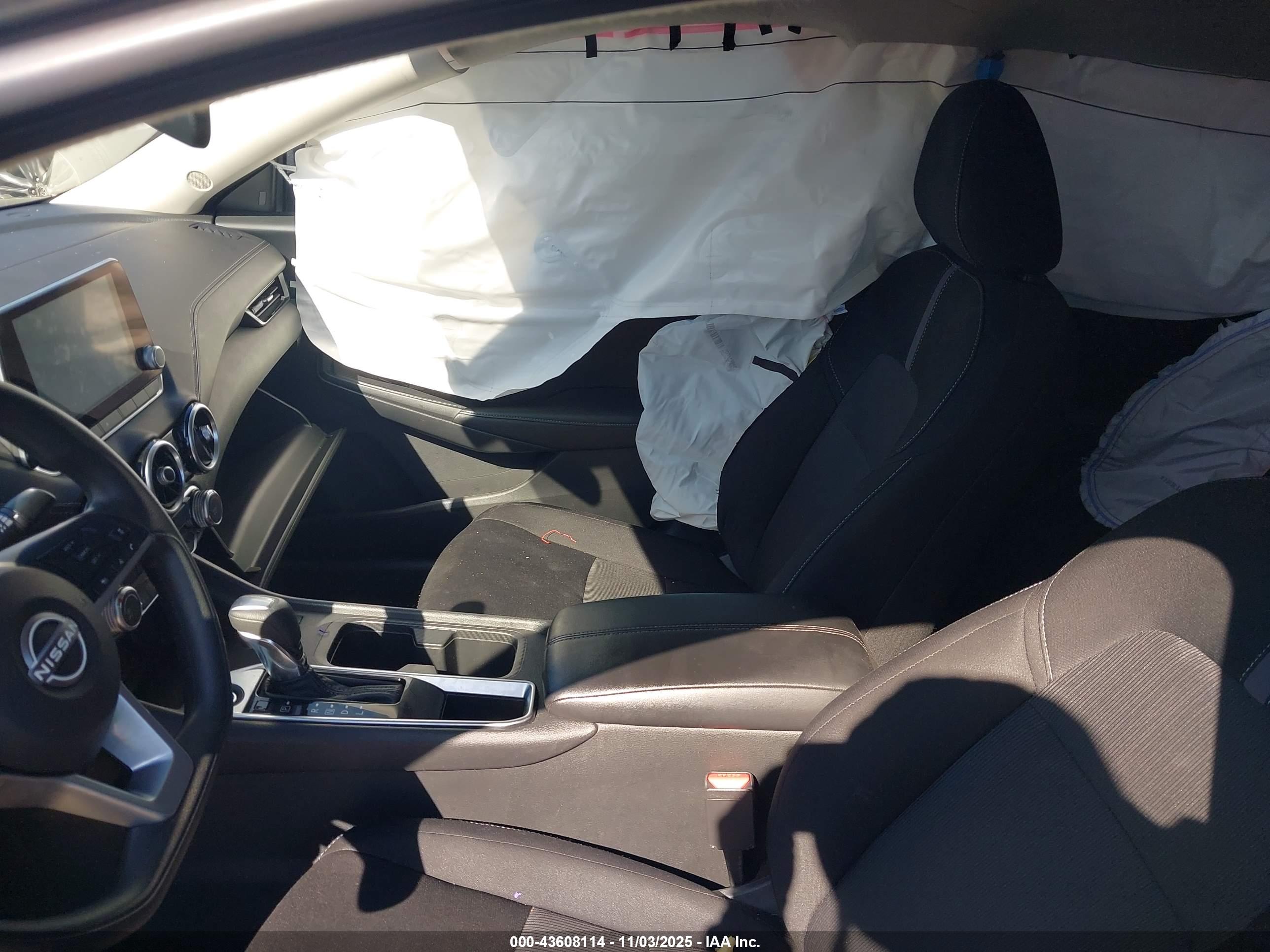 NISSAN SENTRA image 5