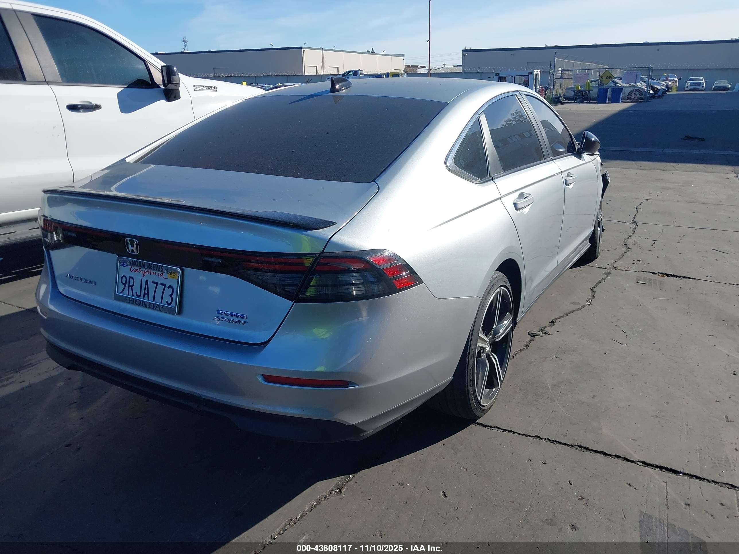 HONDA ACCORD image 4