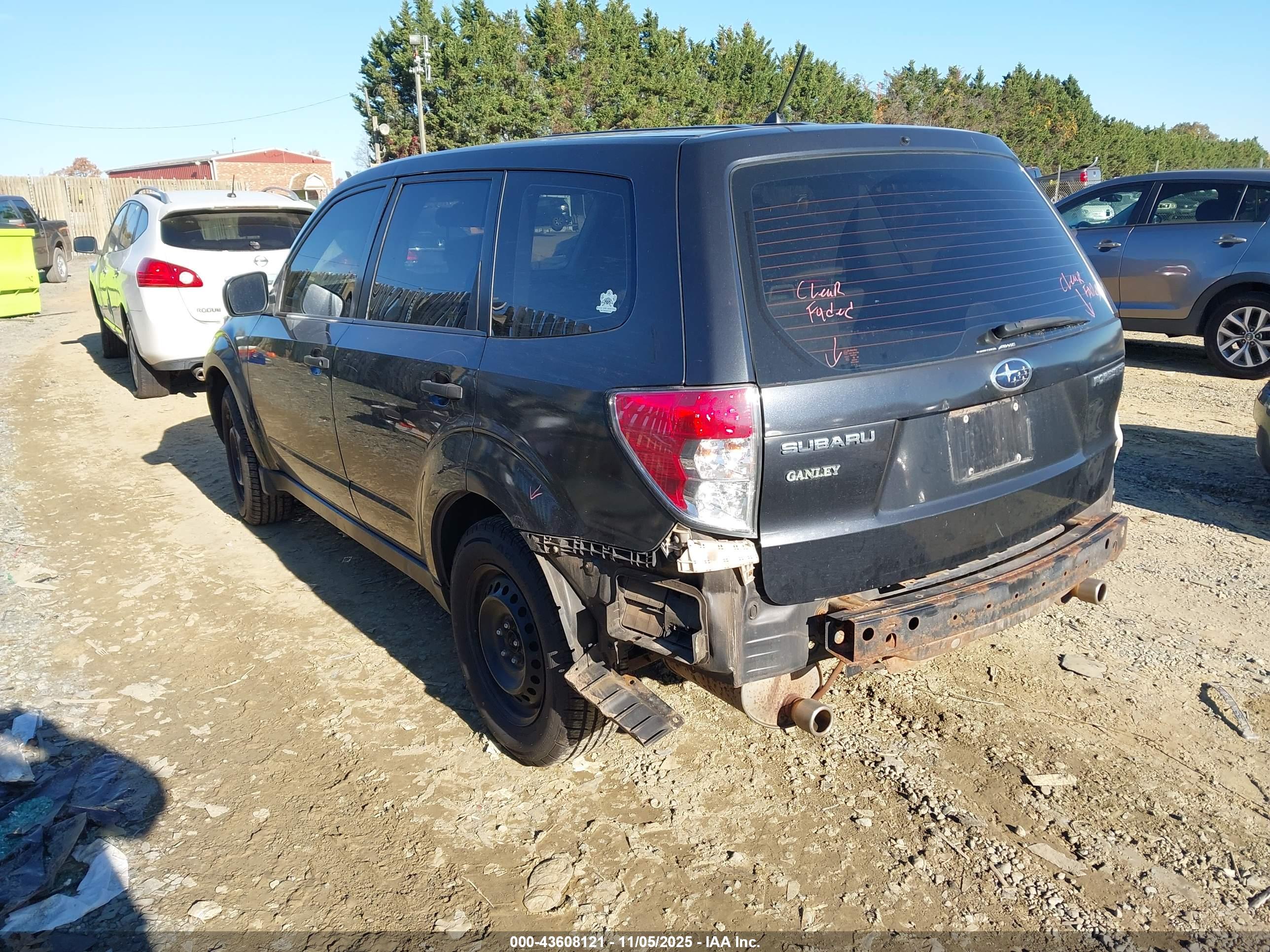 SUBARU FORESTER image 3
