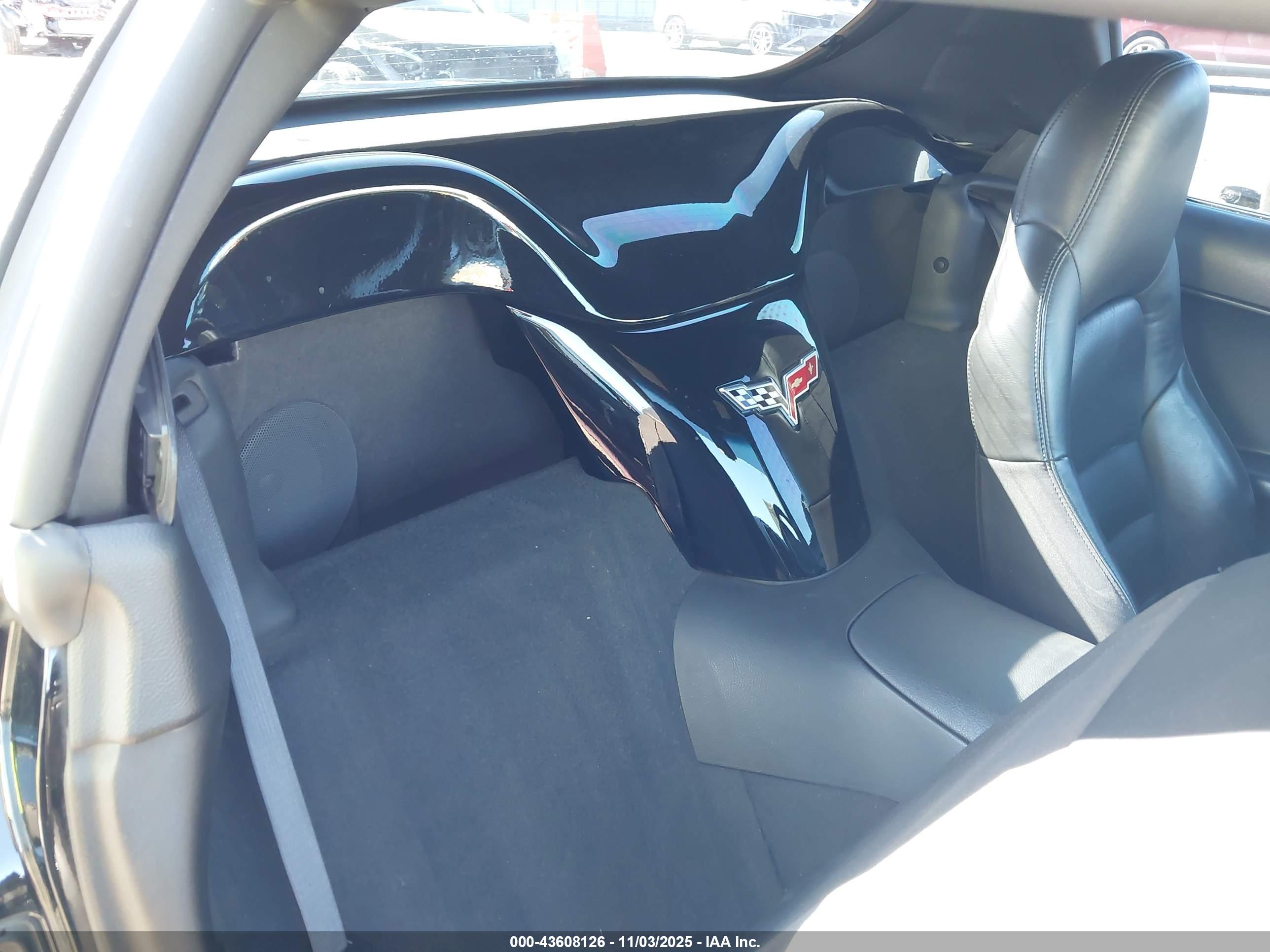 CHEVROLET CORVETTE image 8