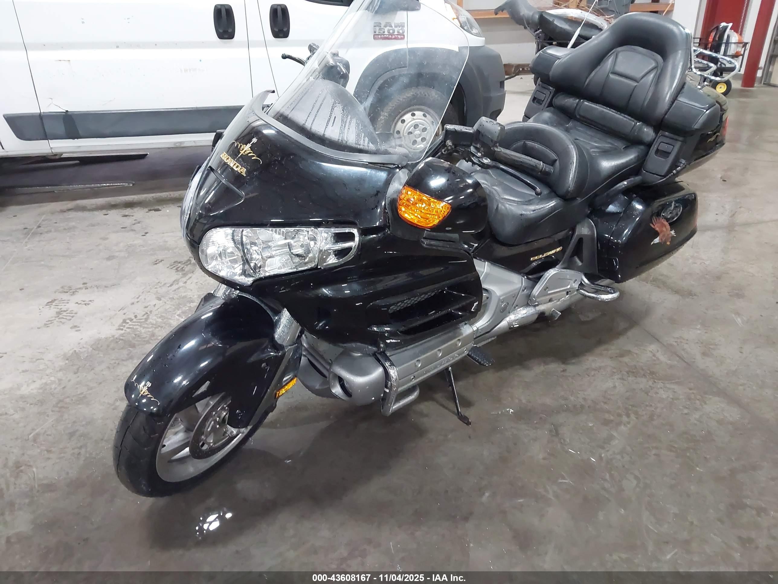 HONDA GL1800 image 2