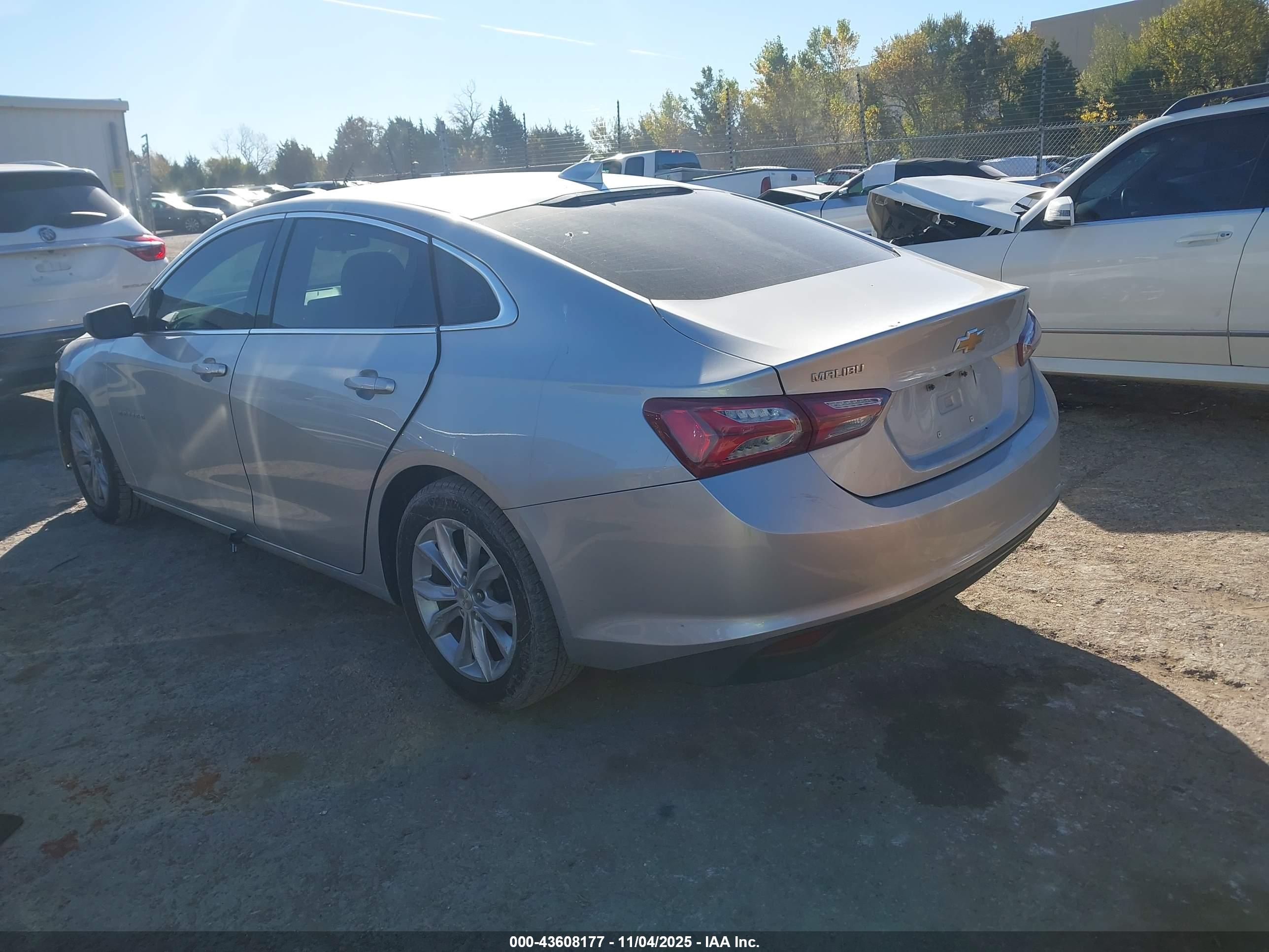 CHEVROLET MALIBU image 3