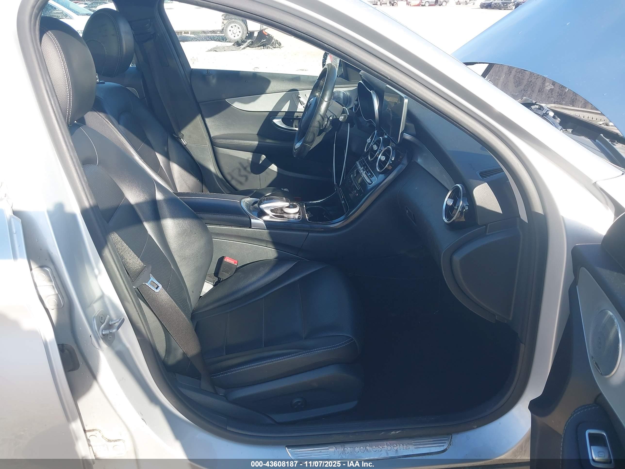 MERCEDES-BENZ C image 5