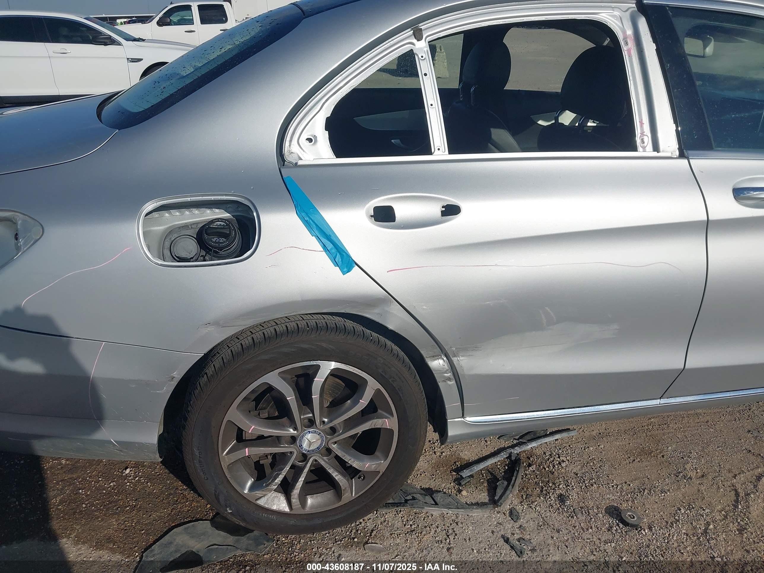 MERCEDES-BENZ C image 6
