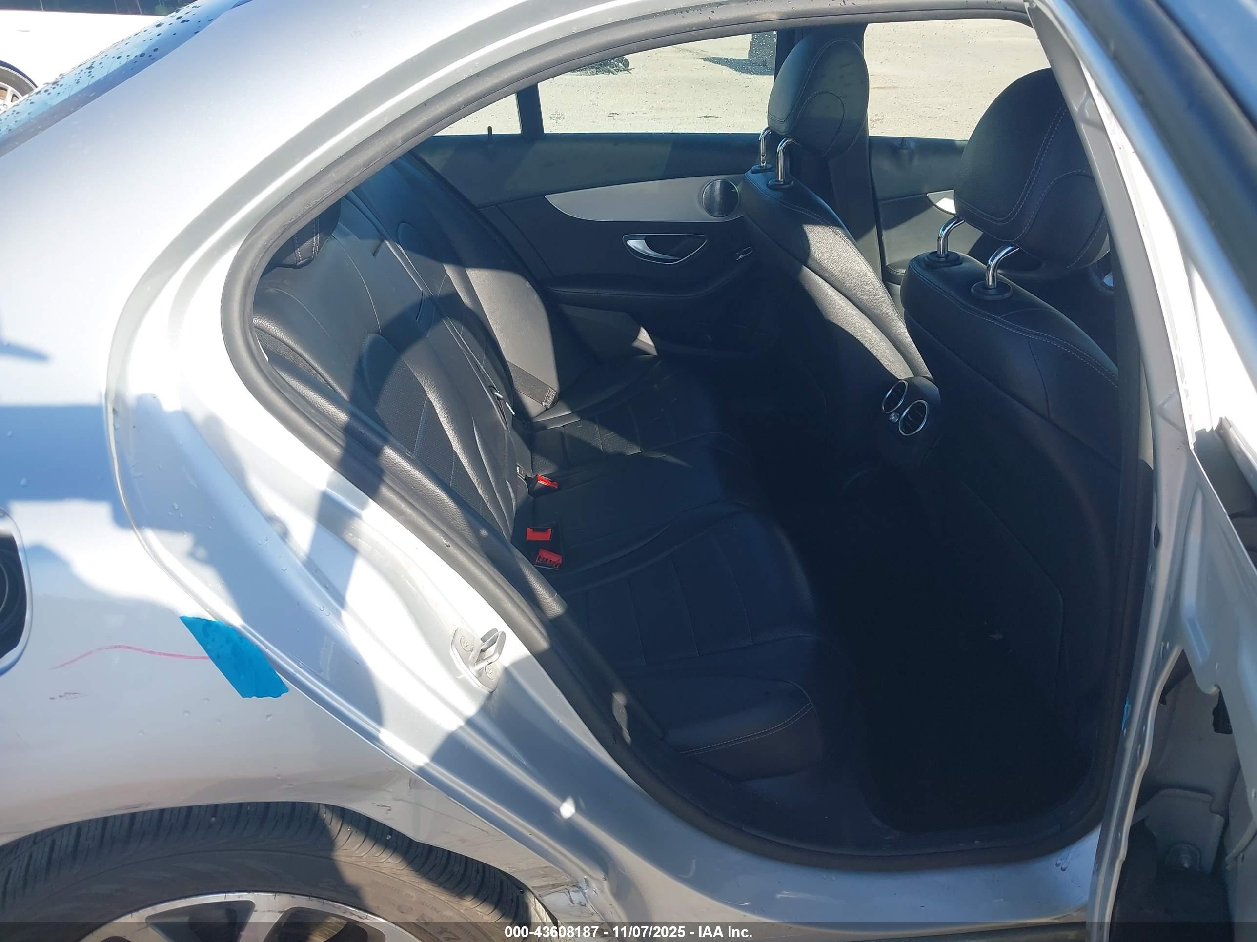 MERCEDES-BENZ C image 8