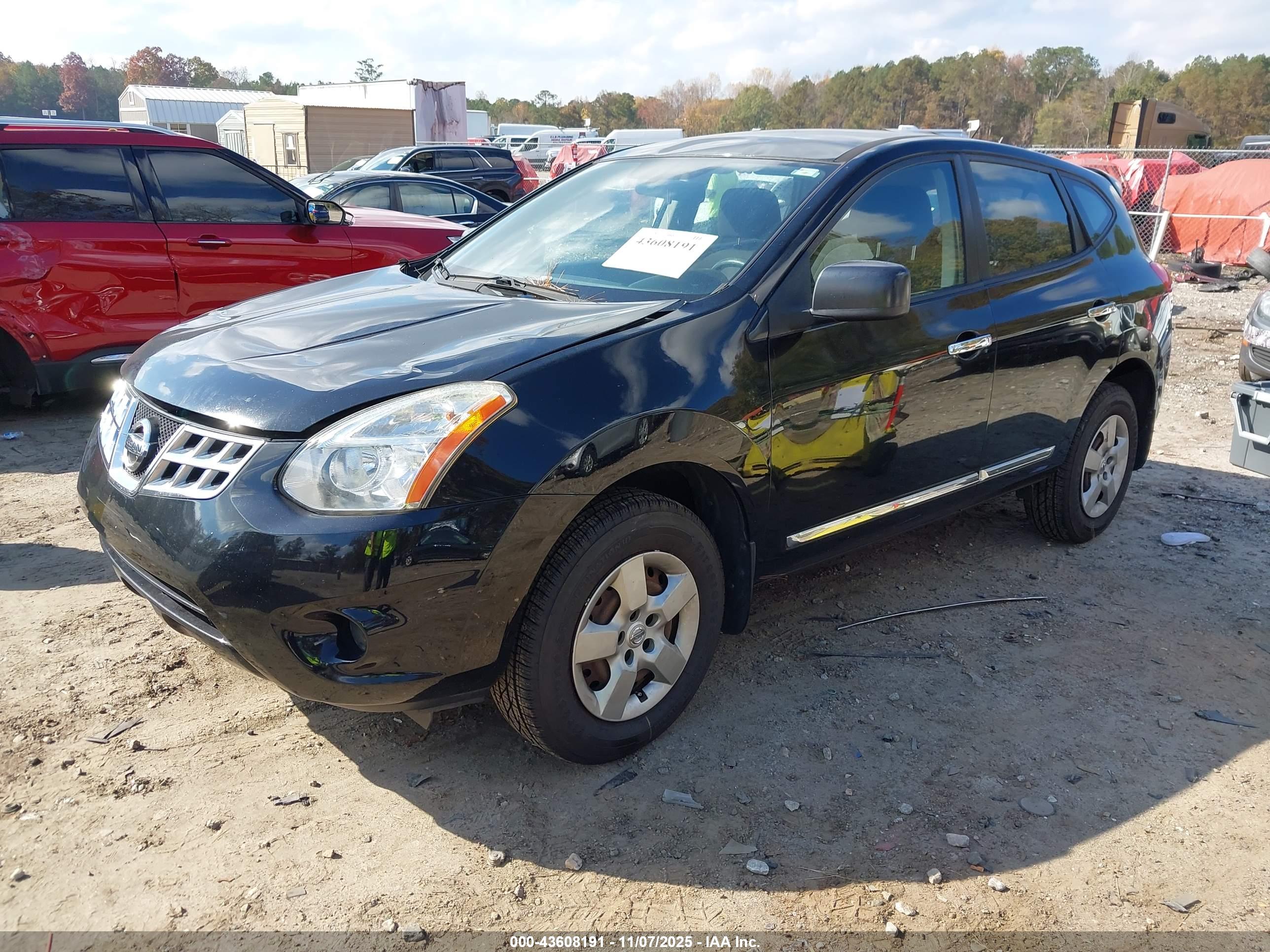 NISSAN ROGUE image 2