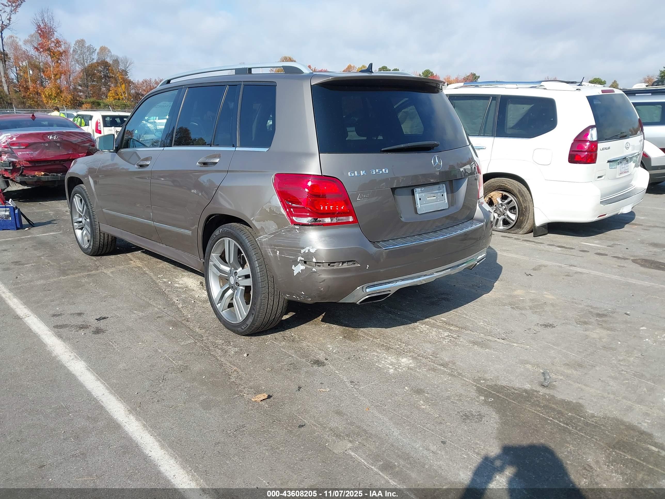 MERCEDES-BENZ GLK image 3