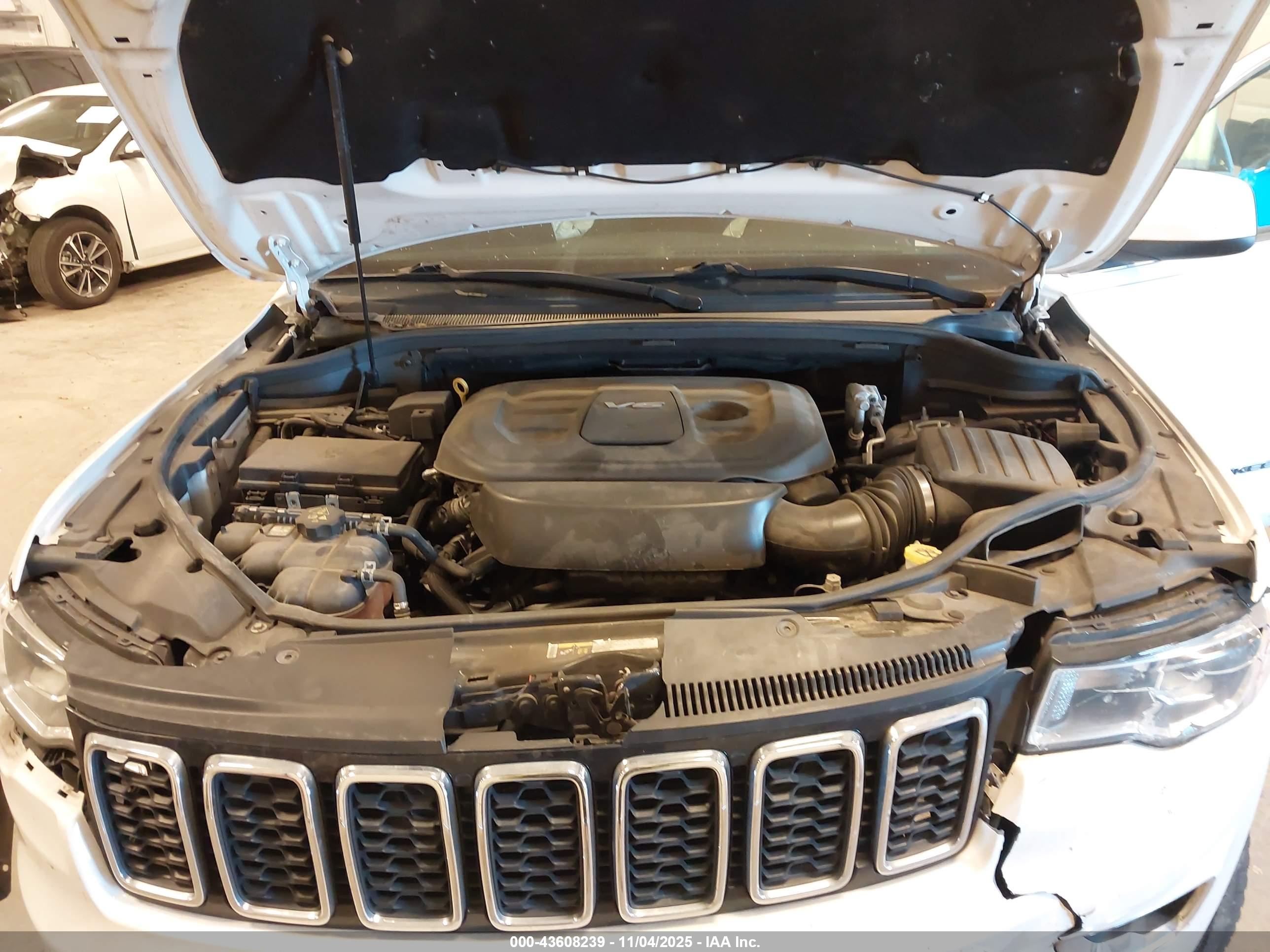 JEEP GRAND image 10