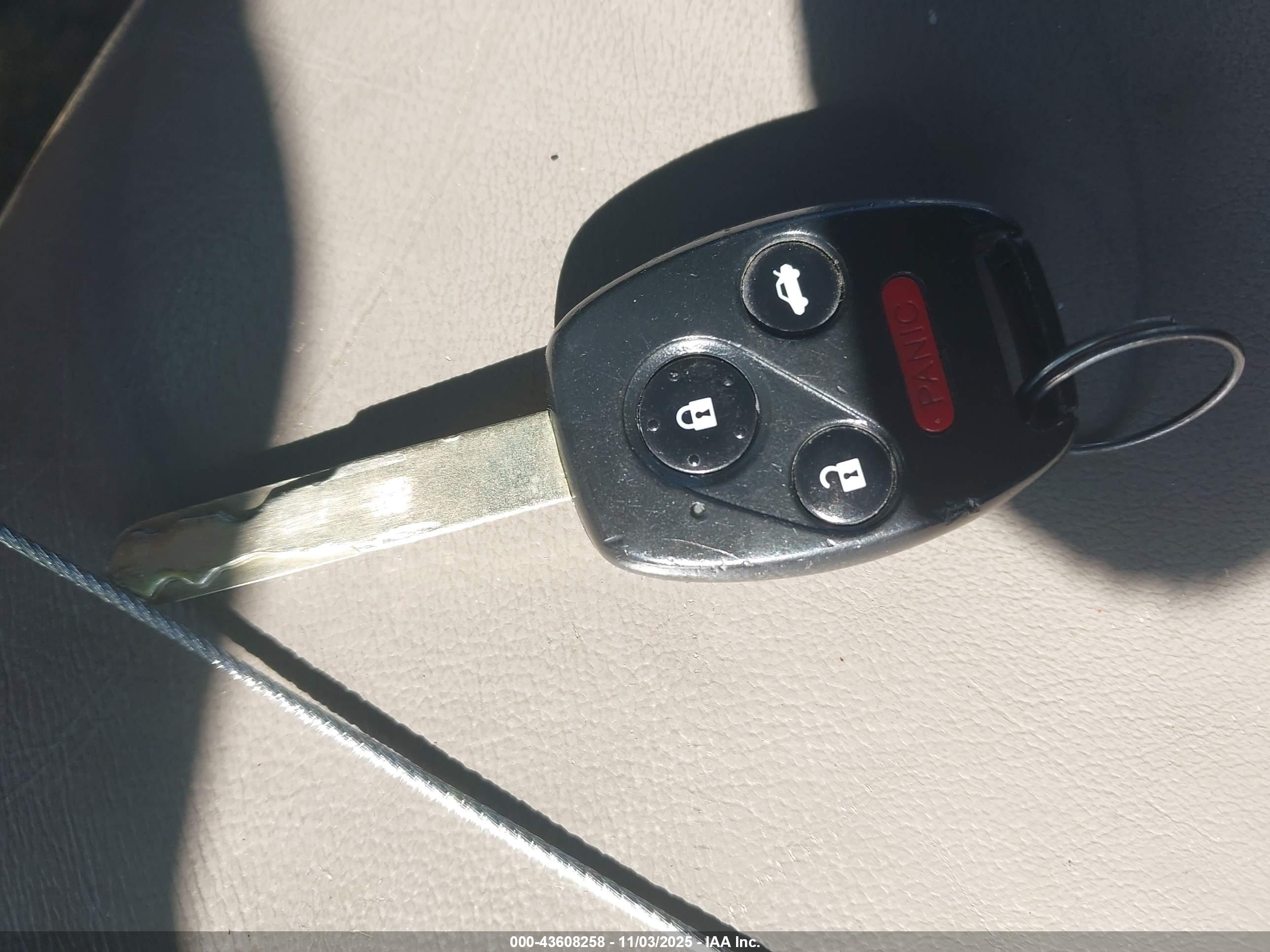 HONDA CIVIC image 11