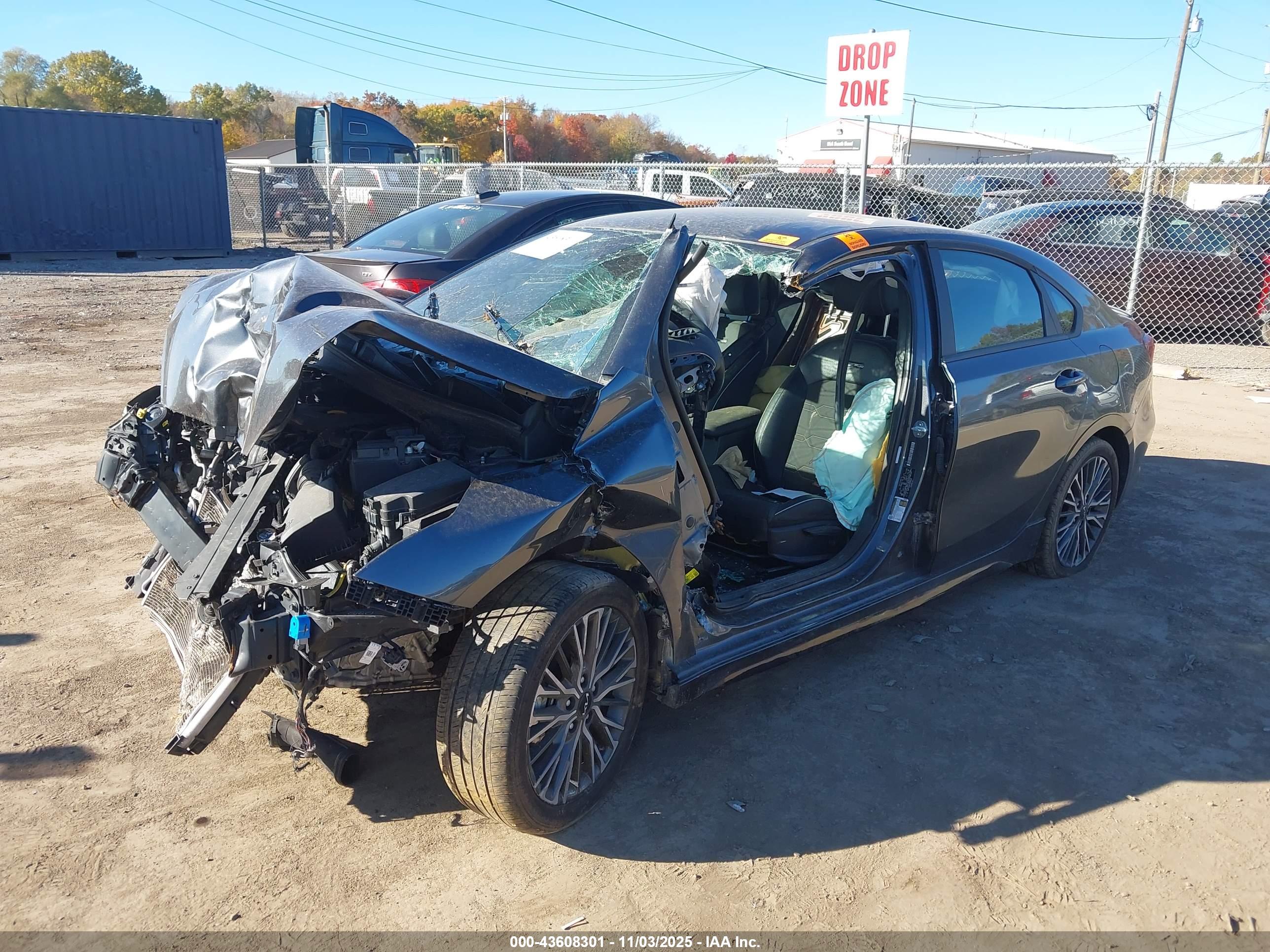 KIA FORTE image 6