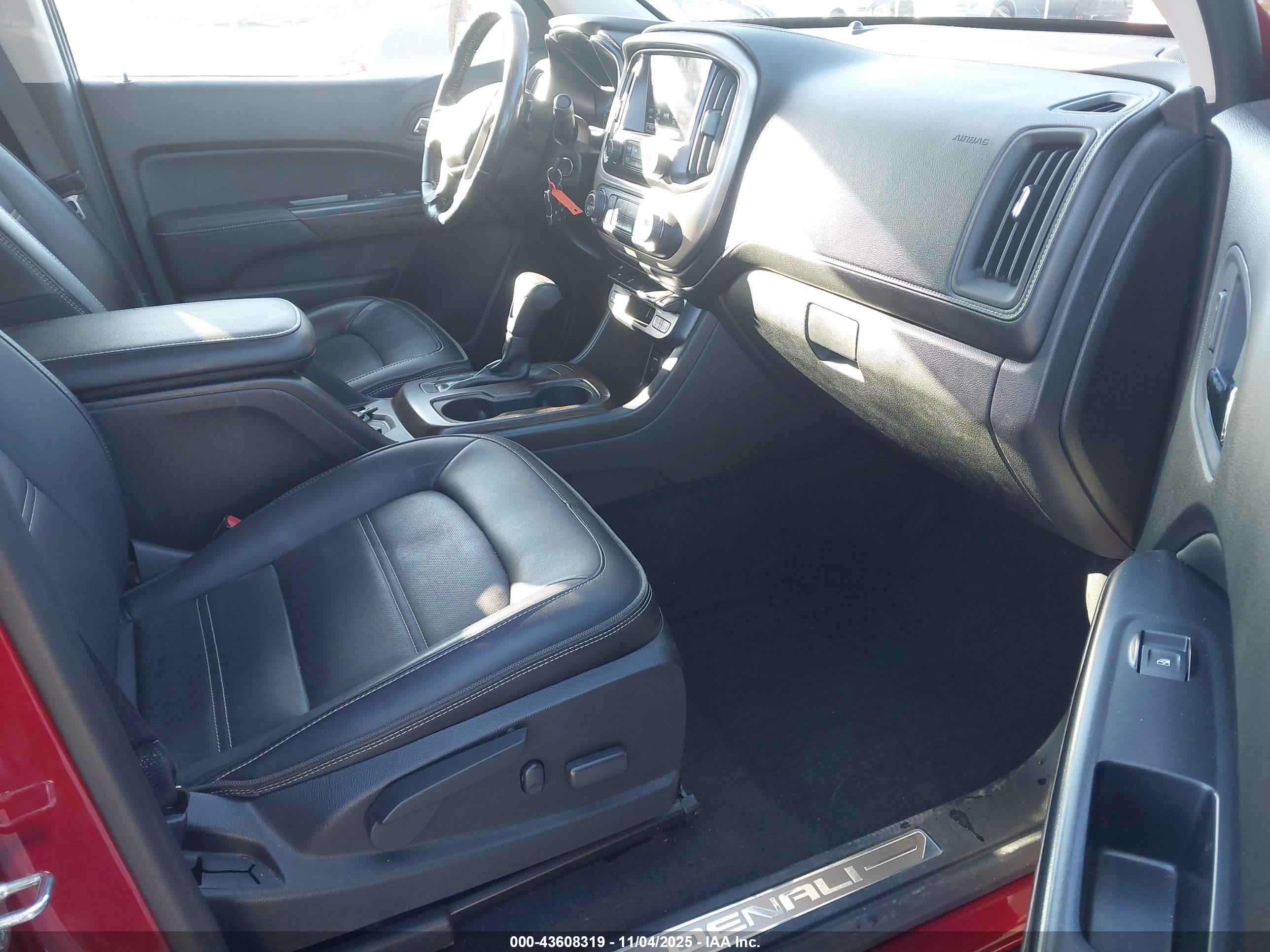 GMC CANYON image 5